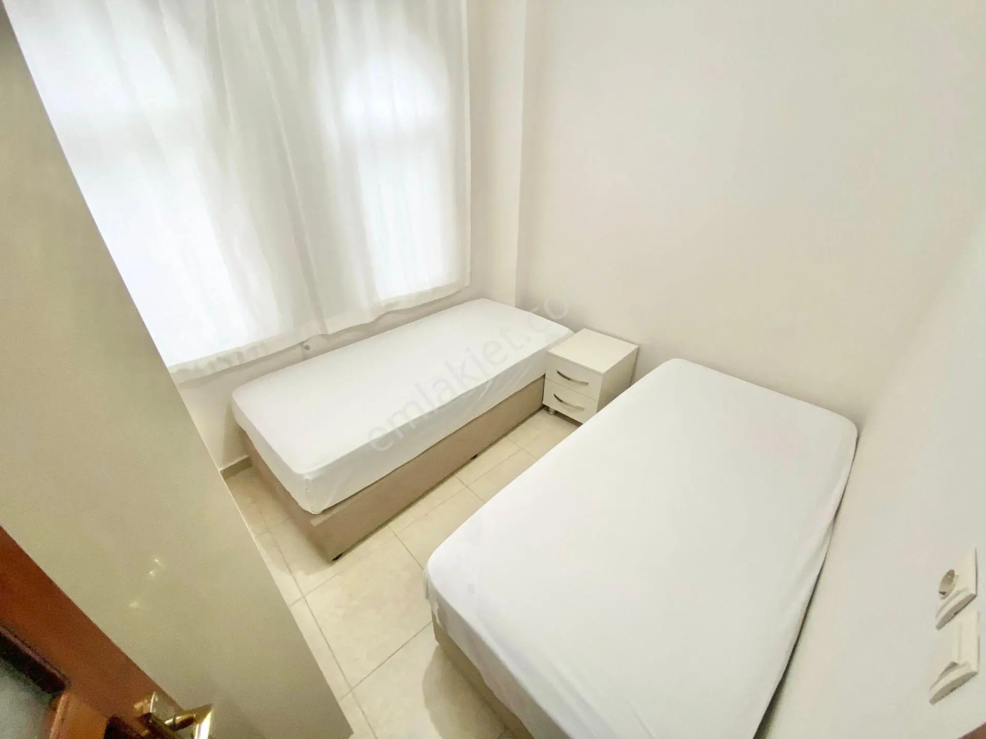 Ay Emlaktanaltınoluk Yağcılarda Denize 50 Mt***eşyalı***deniz Manzaralı Satılık 2+1 Arakat Daire - Görsel 25