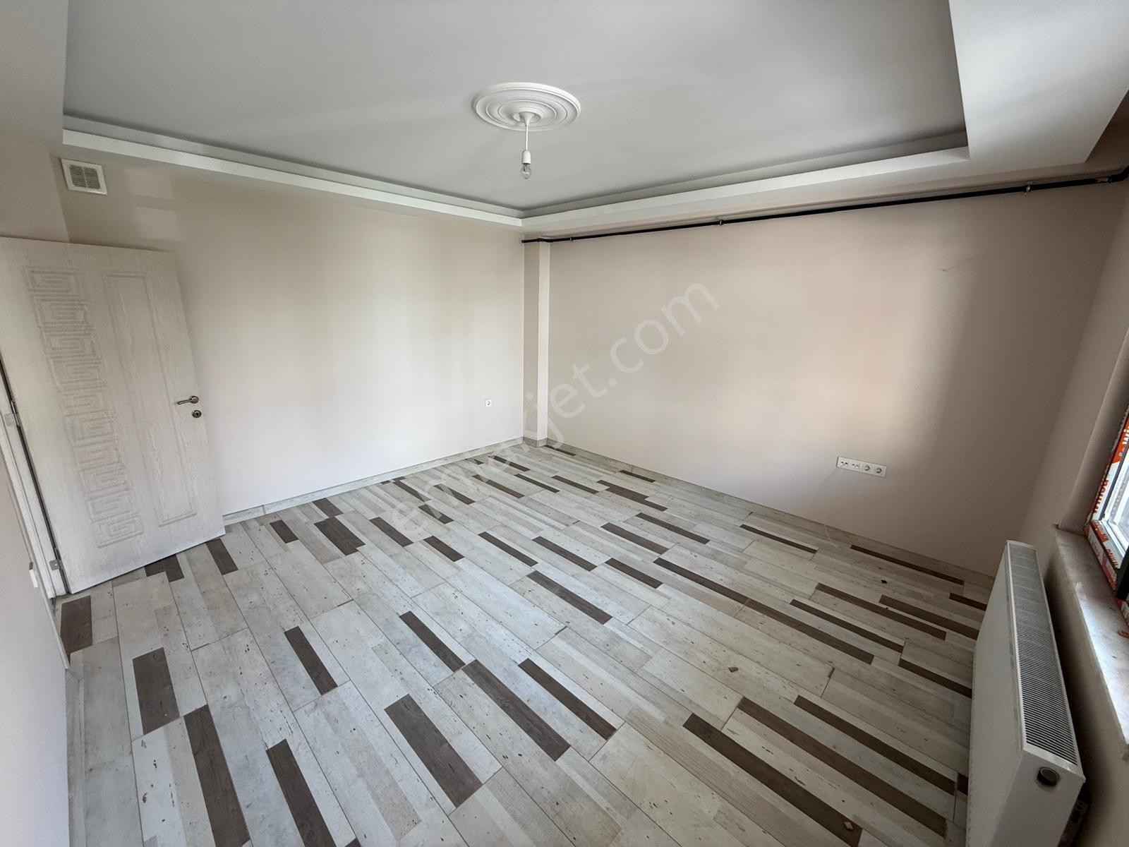 Emek Emlak'tan Hacı Osman'da Ana Cadde Üzeri Kiralık 2+1 Daire - Görsel 6