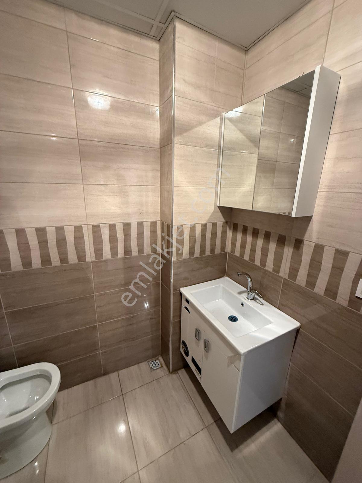 Emek Emlak'tan Hacı Osman'da Ana Cadde Üzeri Kiralık 2+1 Daire - Görsel 11