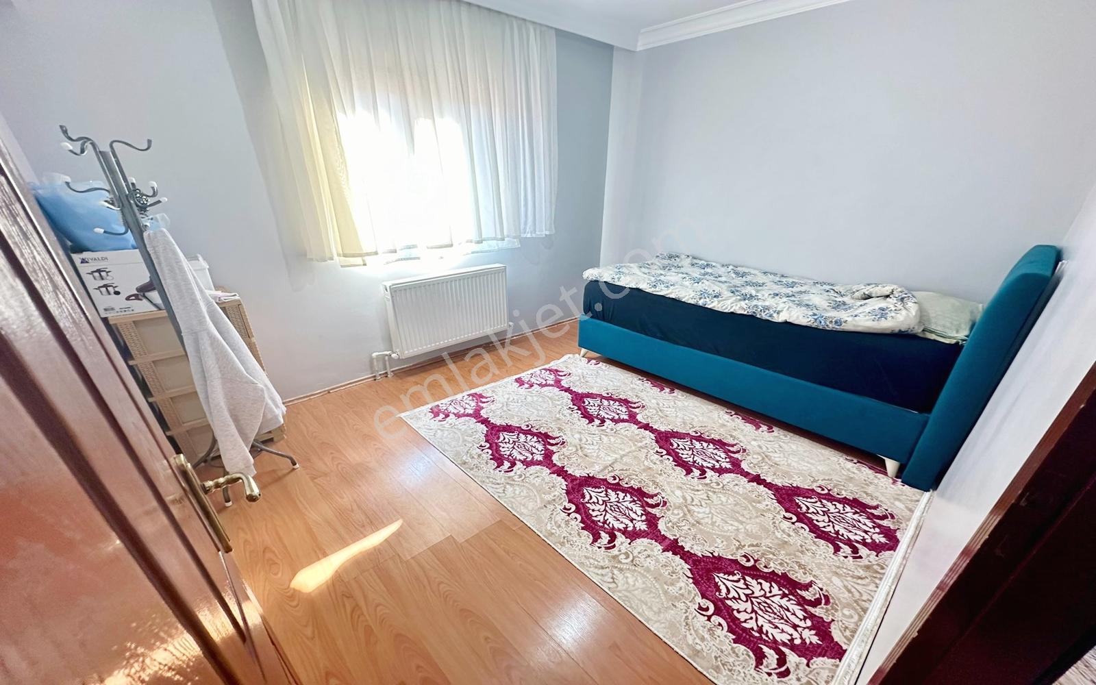 Atapark'ta Aşık Veysel Cadde Üzeri Geniş M² Ara Kat 3+1 Daire - Görsel 4