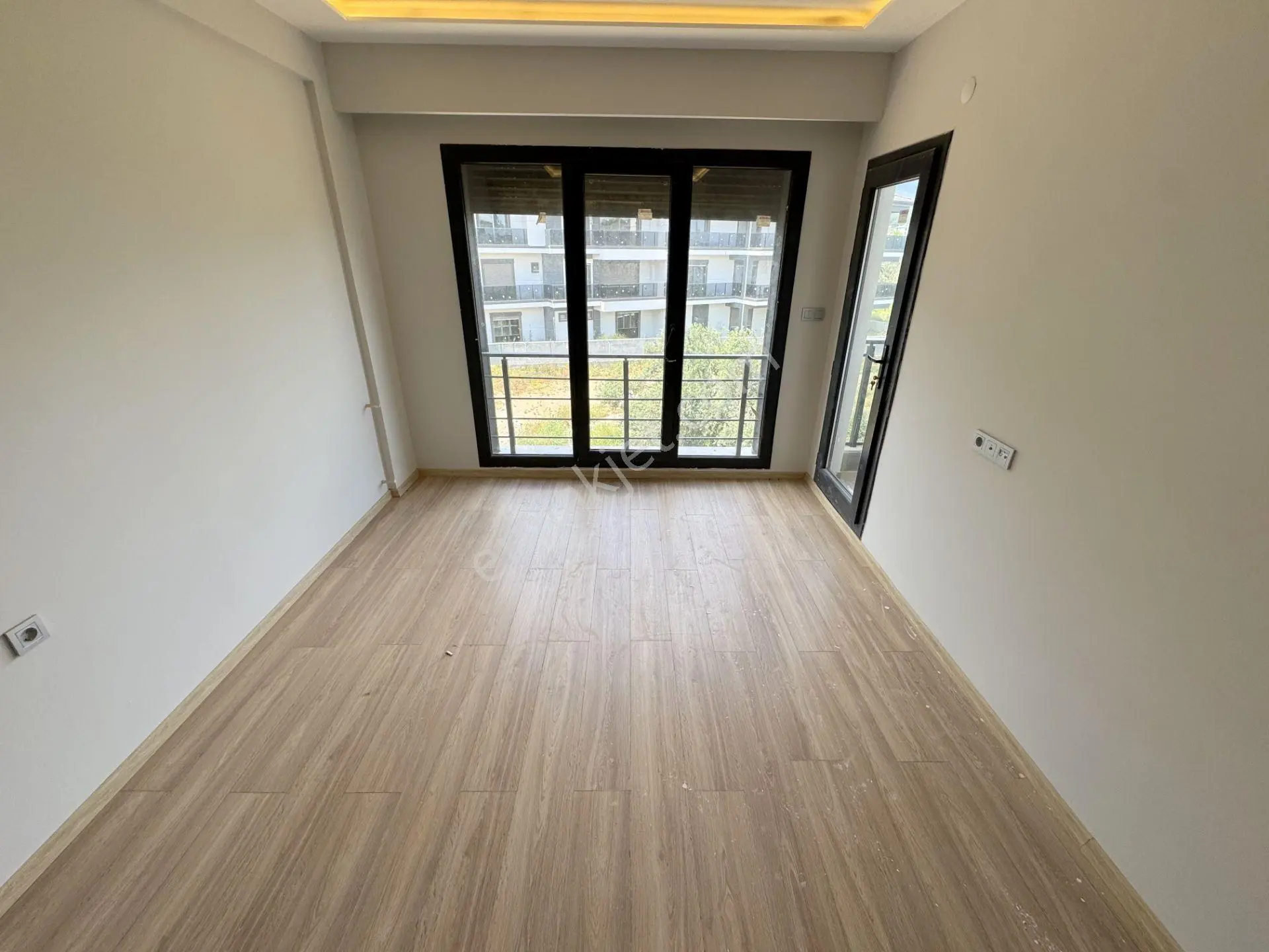 Güç'ten Gürede Kazdağları Manzaralı Teraslı Sıfır Lüx Satılık 1+1 Daire - Görsel 19