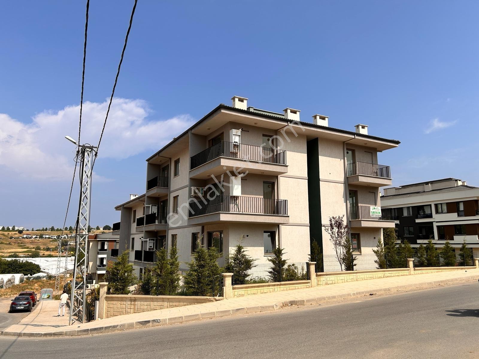 Turyap Soner'den Kiralık Yeni Bina Merkezi Konumda 1+1 Daire - Görsel 21
