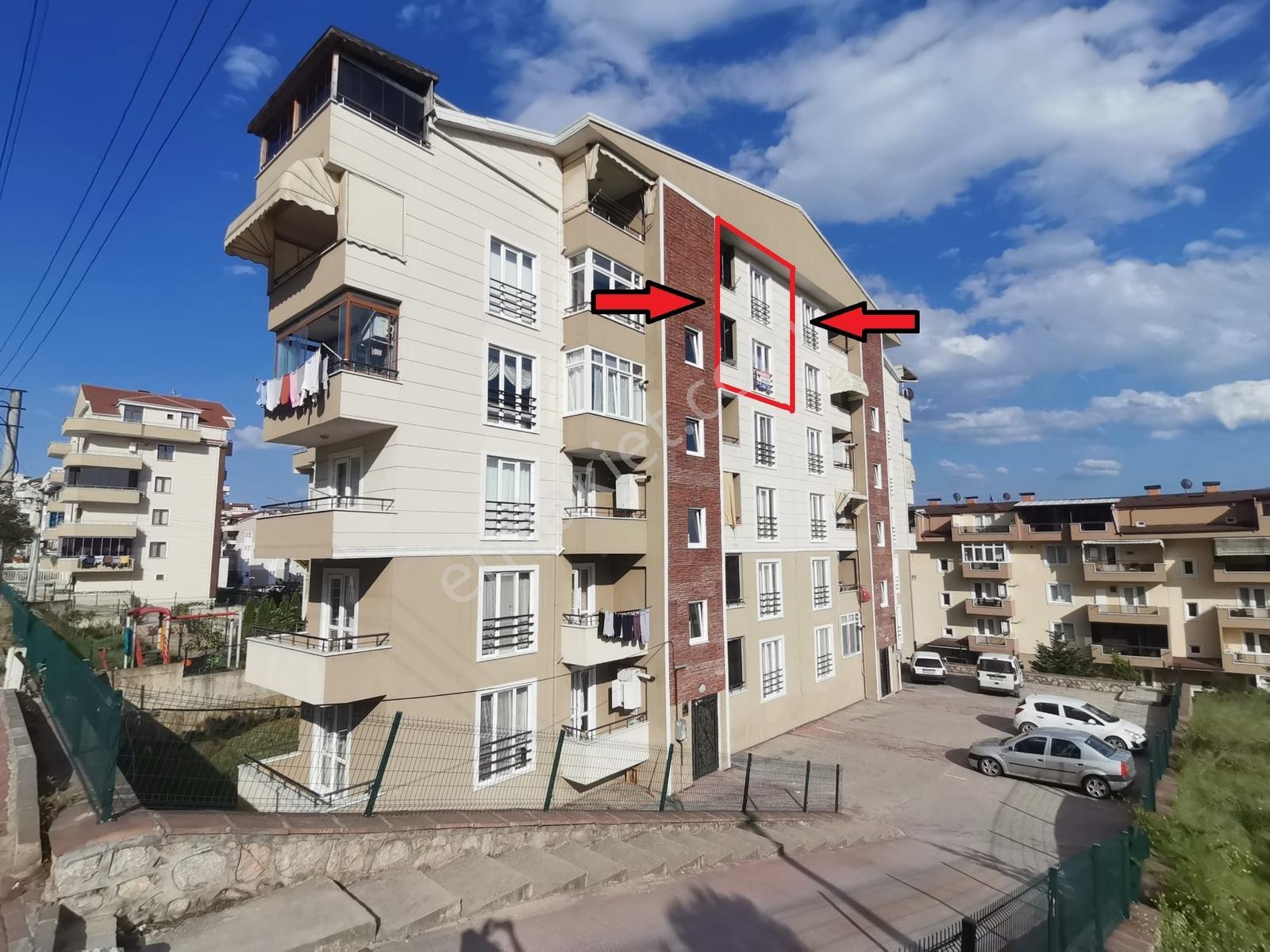 Boğazova Caddesinde Kiralık 2+1 Daire