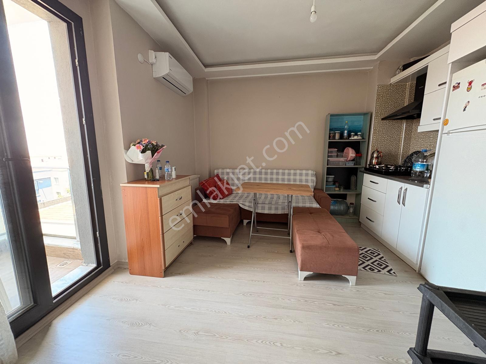Deü Yakını 1+1 Full Eşyalı Asansörlü Balkonlu Doğalgazlı+klimalı - Görsel 9