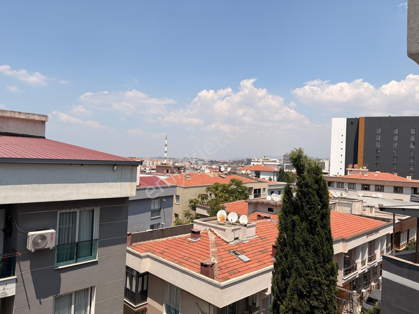 Deü Yakını 1+1 Full Eşyalı Asansörlü Balkonlu Doğalgazlı+klimalı - Görsel 50