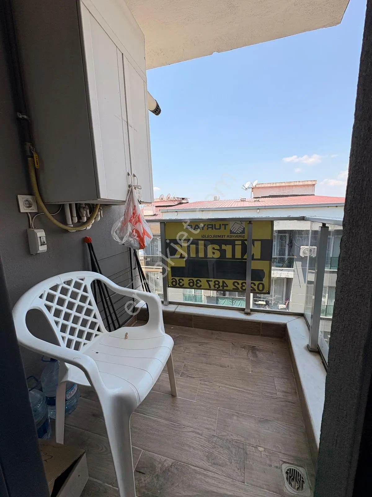 Deü Yakını 1+1 Full Eşyalı Asansörlü Balkonlu Doğalgazlı+klimalı - Görsel 4