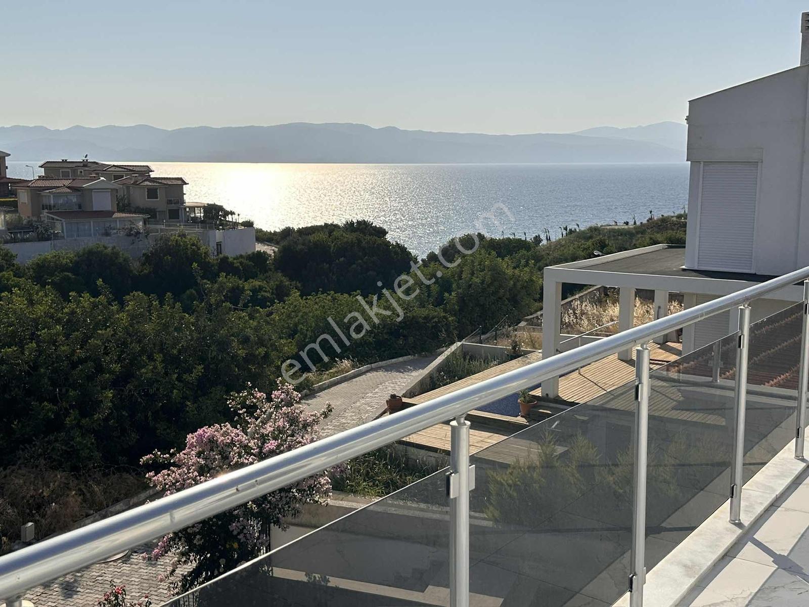 Doğa Dostu'ndan Çeşme Ayasaranda Denize Sıfır Havuzlu Villa - Görsel 27