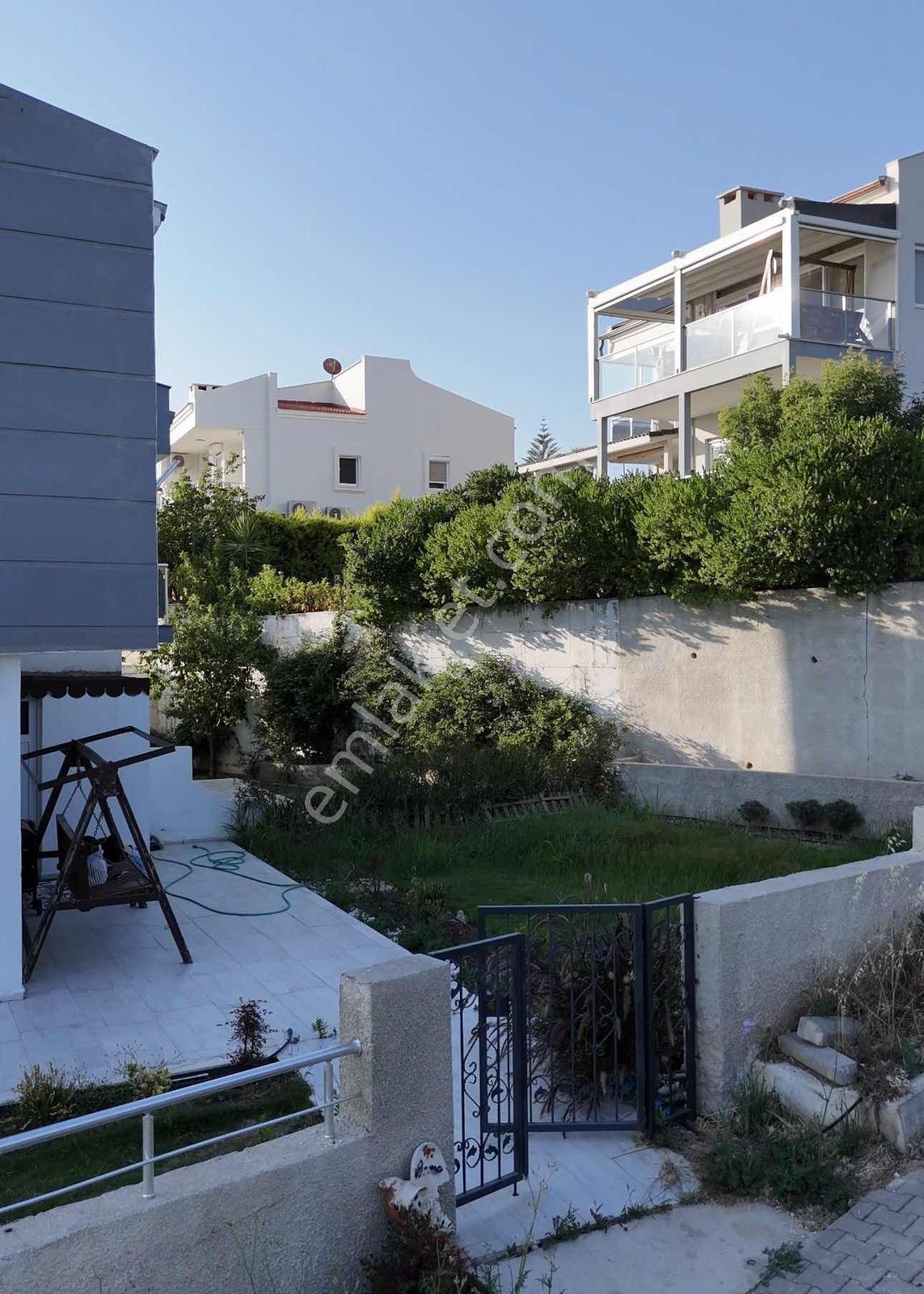 Doğa Dostu'ndan Çeşme Ayasaranda Denize Sıfır Havuzlu Villa - Görsel 16