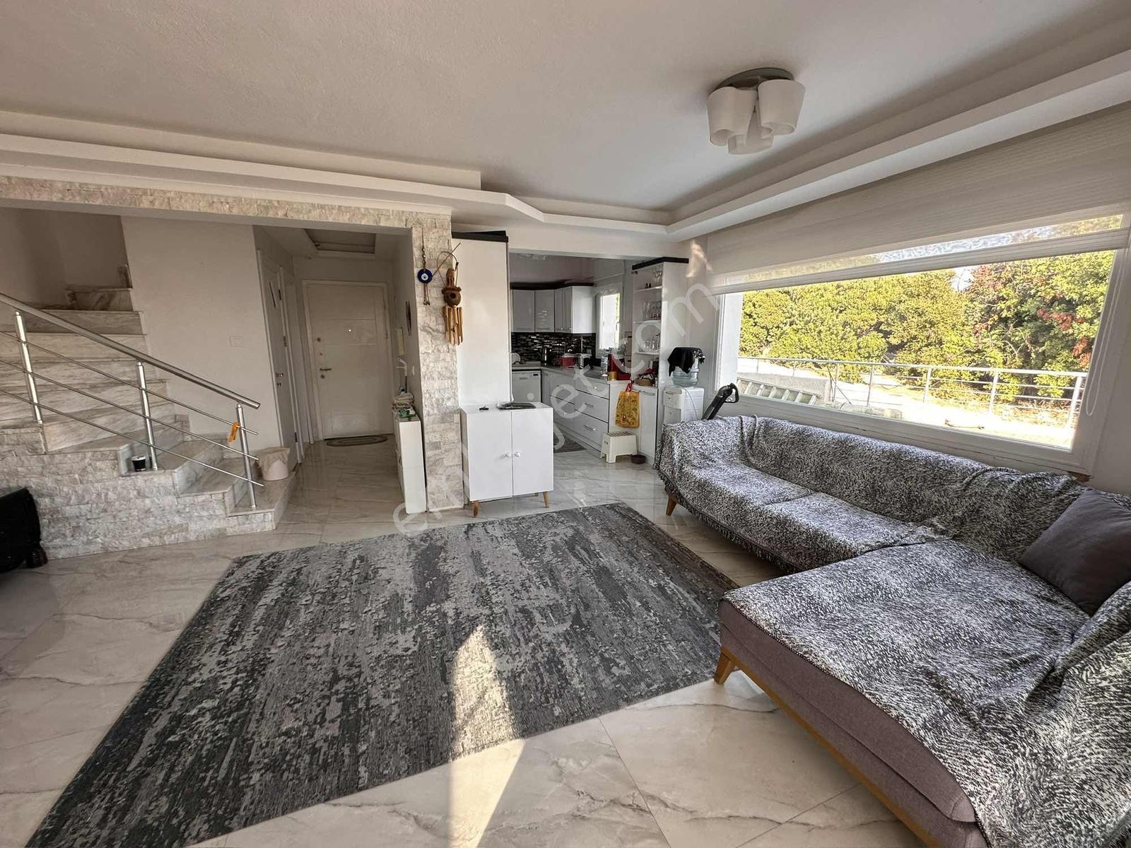 Doğa Dostu'ndan Çeşme Ayasaranda Denize Sıfır Havuzlu Villa - Görsel 12