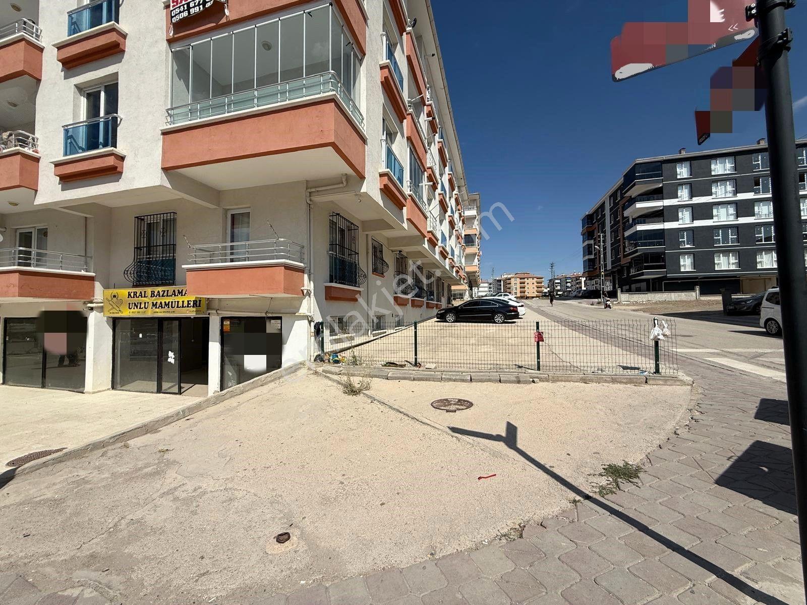 İşlek Konumda Satılık Dükkan/işyeri - Görsel 16