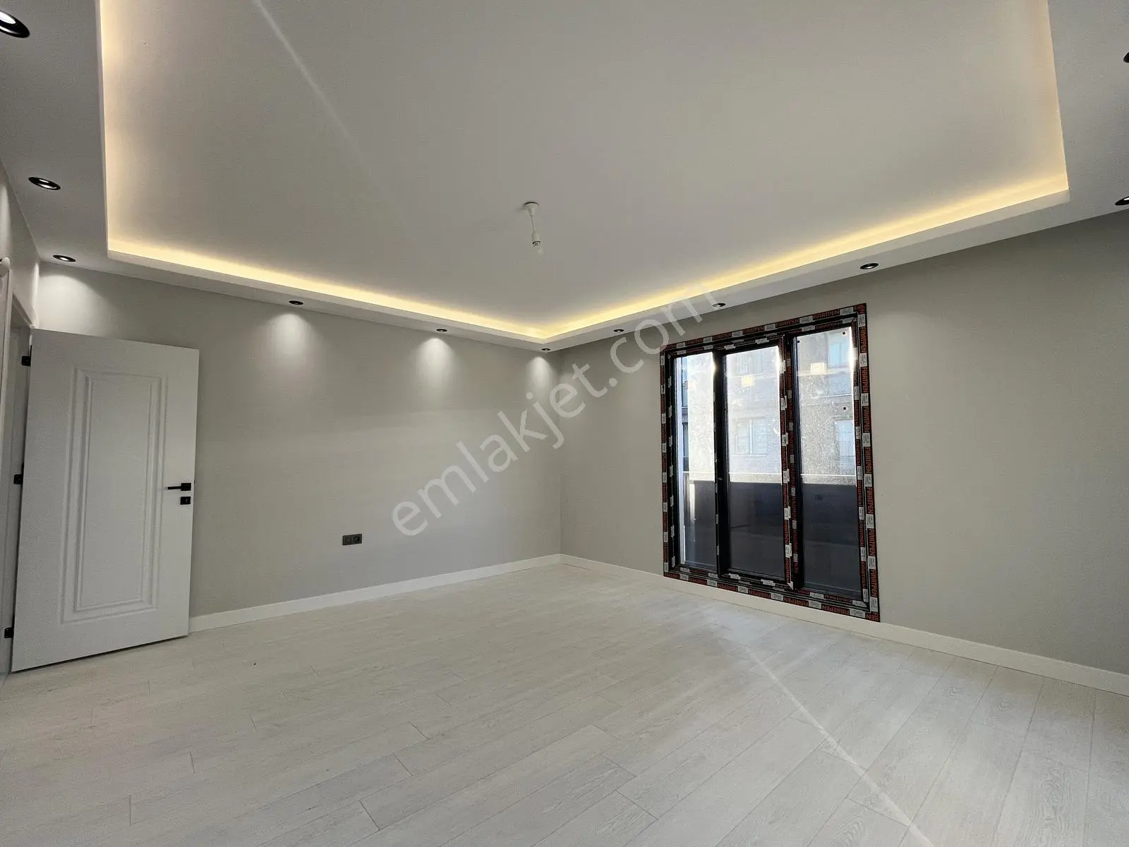 Satılık 2+1 Daire - Sıfır - Kurtköy Merkez - Metro Yakını - Görsel 2
