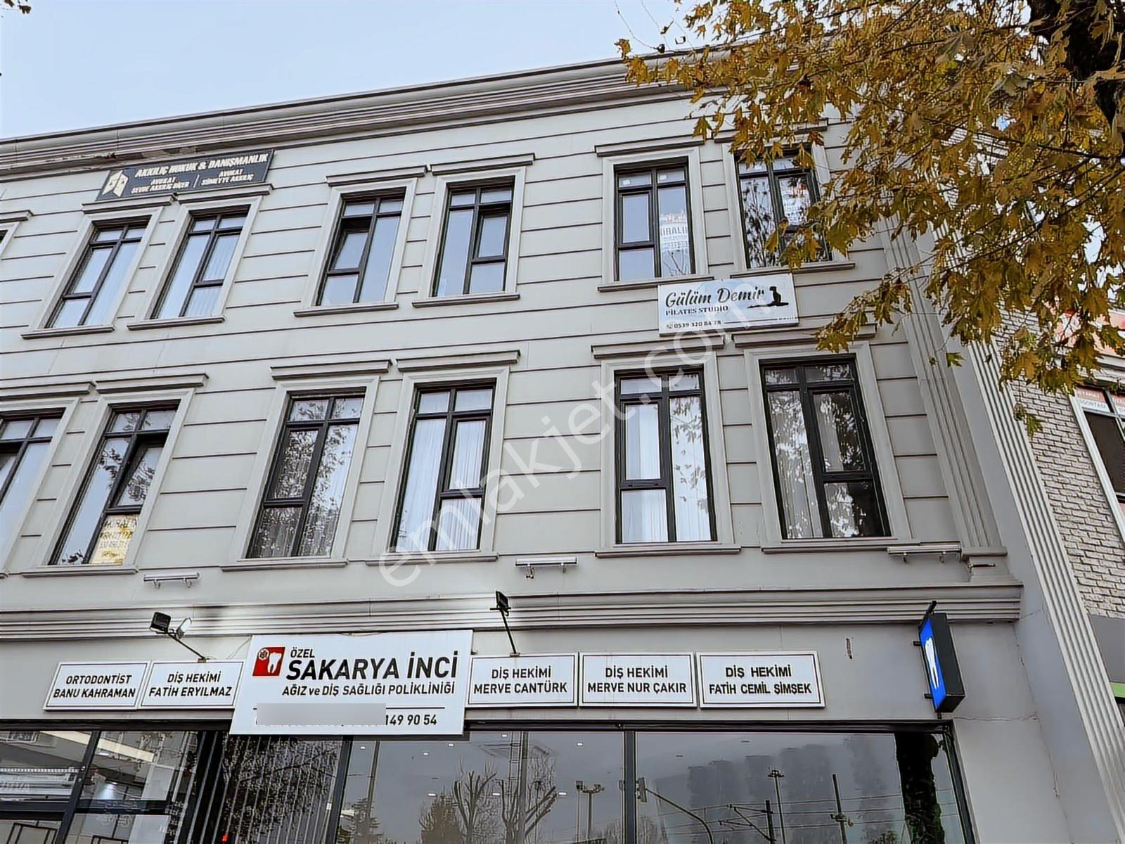 Remax Desıgn Enver İş Merkezinde Kiralık Ofis &işyeri - Görsel 4