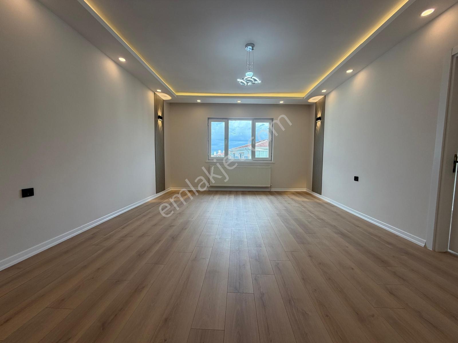 Akşemsettin Mah. Full Yapılı, Ultra Lüks Restorasyonlu 3+1 Daire - Görsel 8
