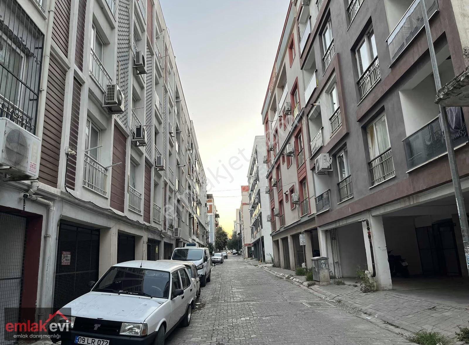 Emlak Evi'nden Orta Mahalle'de 1+1 Satılık Fırsat Daire - Görsel 6