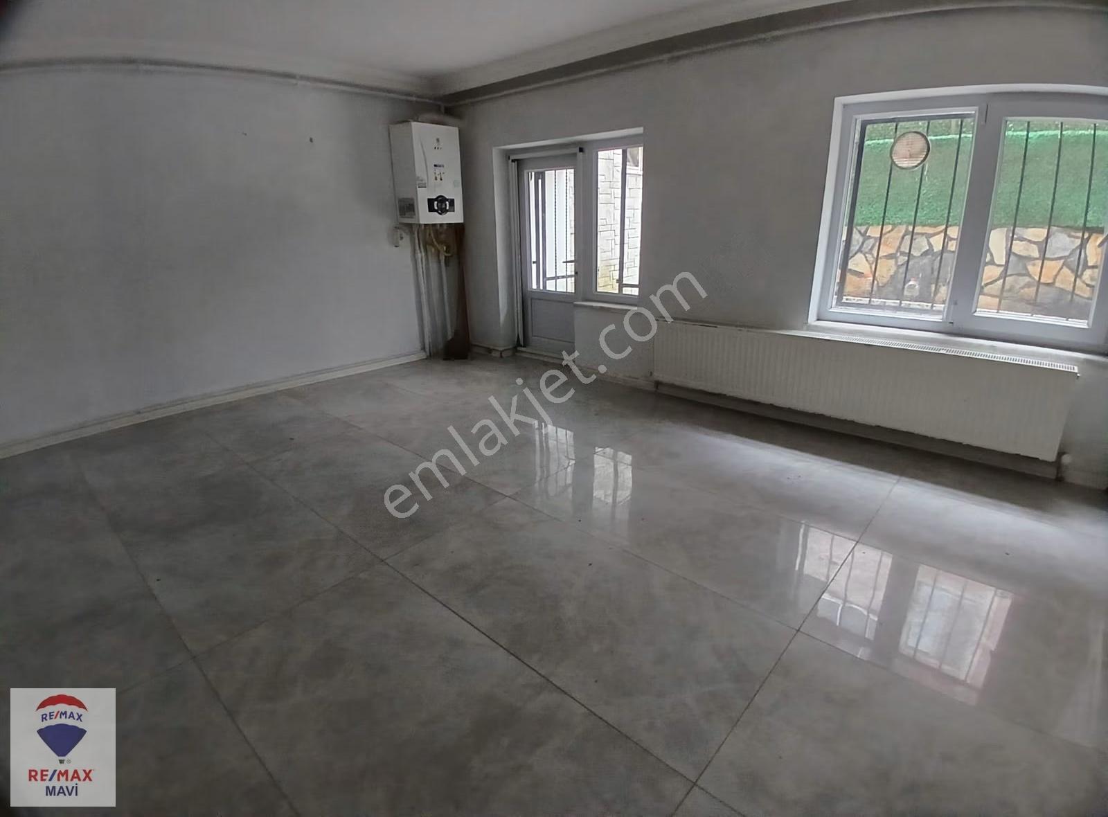 Remax Mavi'den Serdivan Bahçeli Kiralık 4+1 Triplex Müstakil Ev - Görsel 23