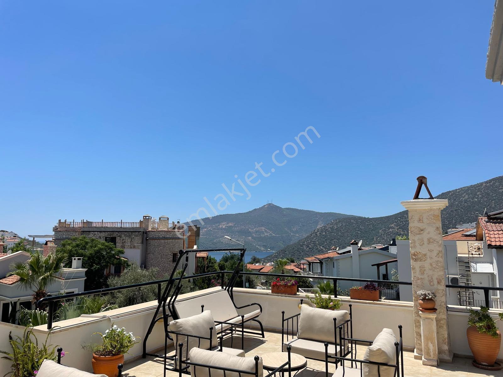 Kalkan Ortaalanda Full Eşyalı 2+1 Yenilenmiş Havuzlu Daire - Görsel 22