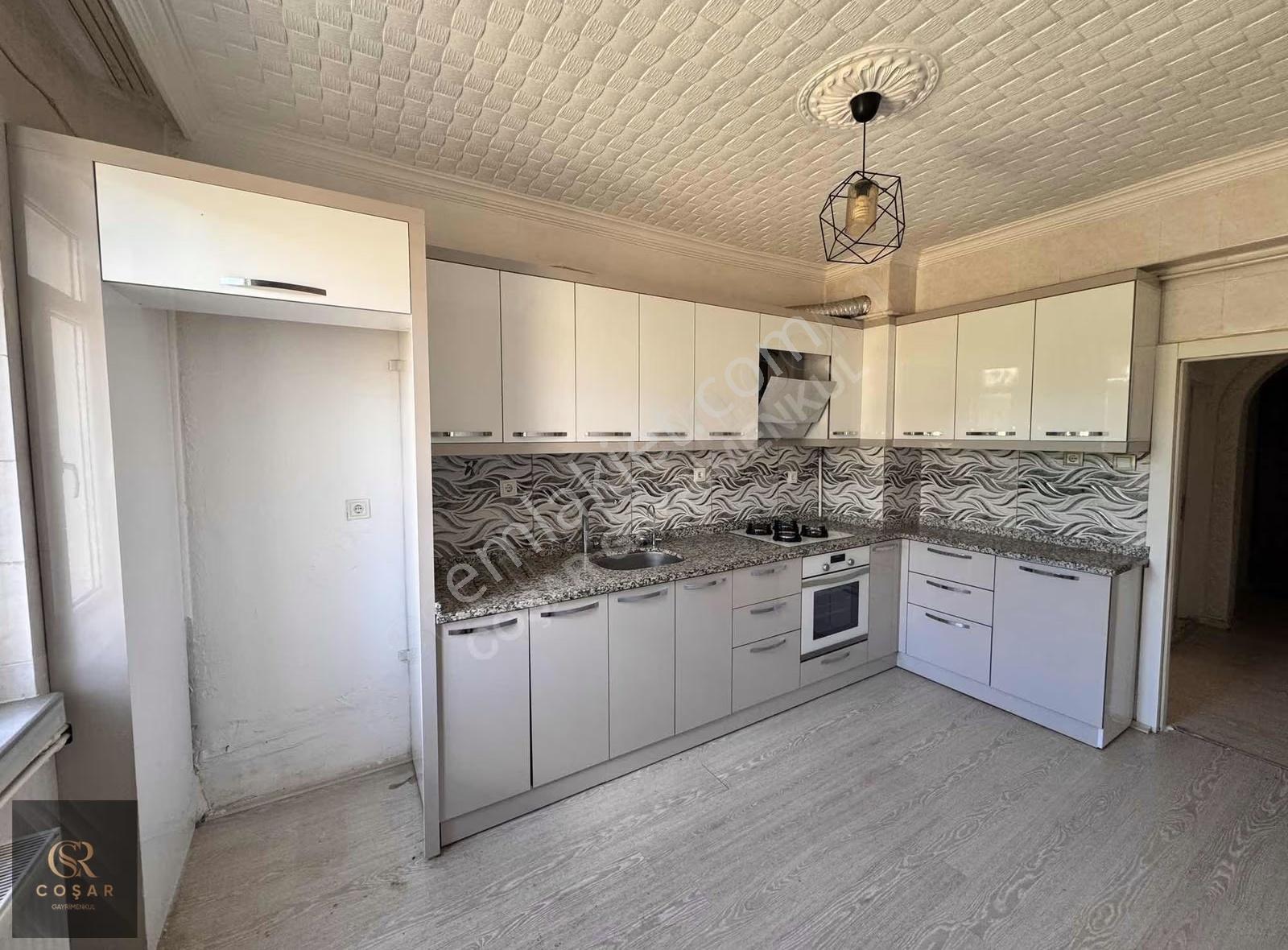 -coşar Gayrimenkul- Şeyh Hamit Mahallesinde Kiralık 3+1 Daire !! - Görsel 22