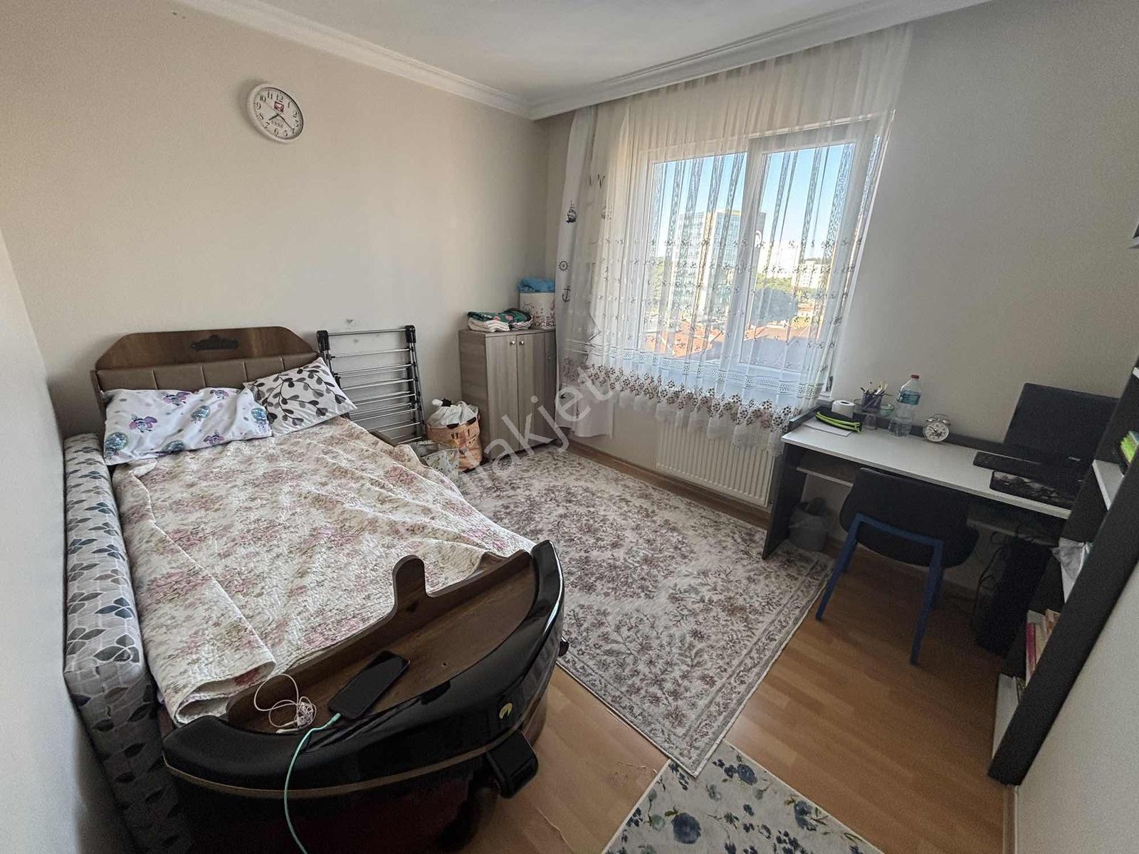 Ümraniye İnkılap Mah'de Güney Cephe Merkezi 3+1 Satılık Daire - Görsel 8