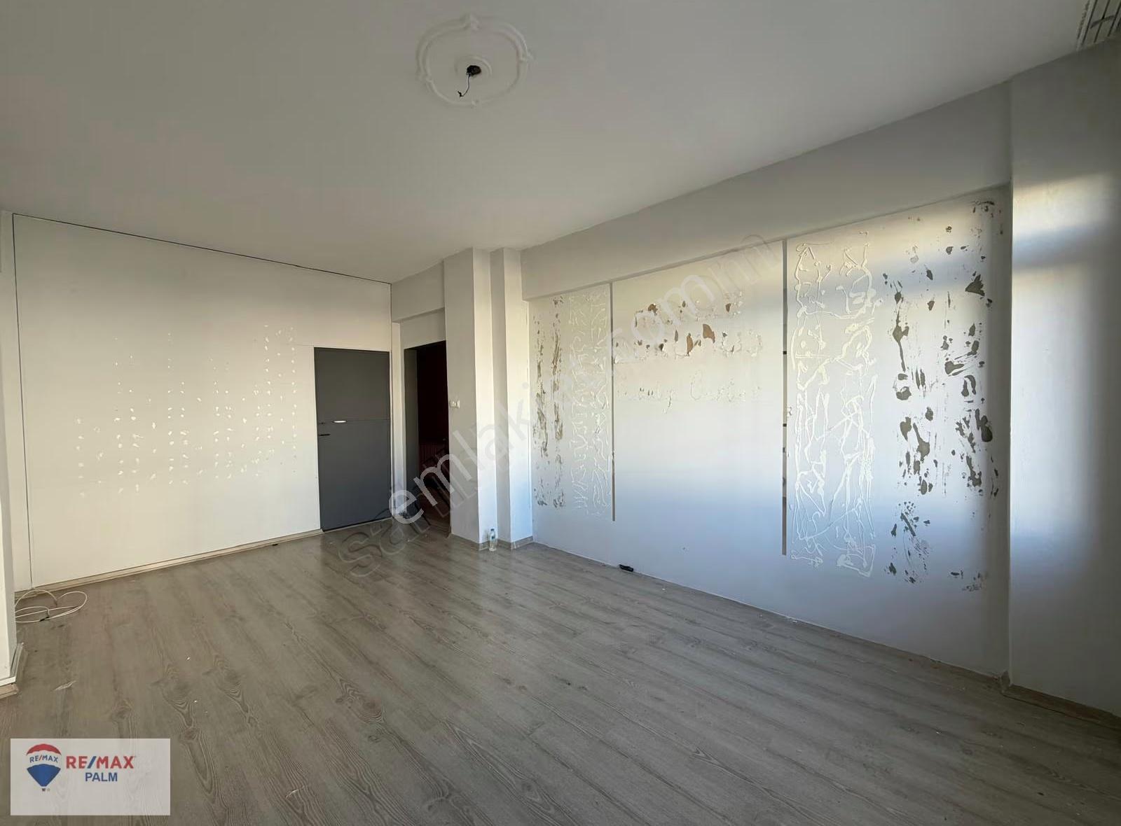 Remax Palm'den Güvenevler Mah.forum Avm Yanı Kiralık Daire - Görsel 12