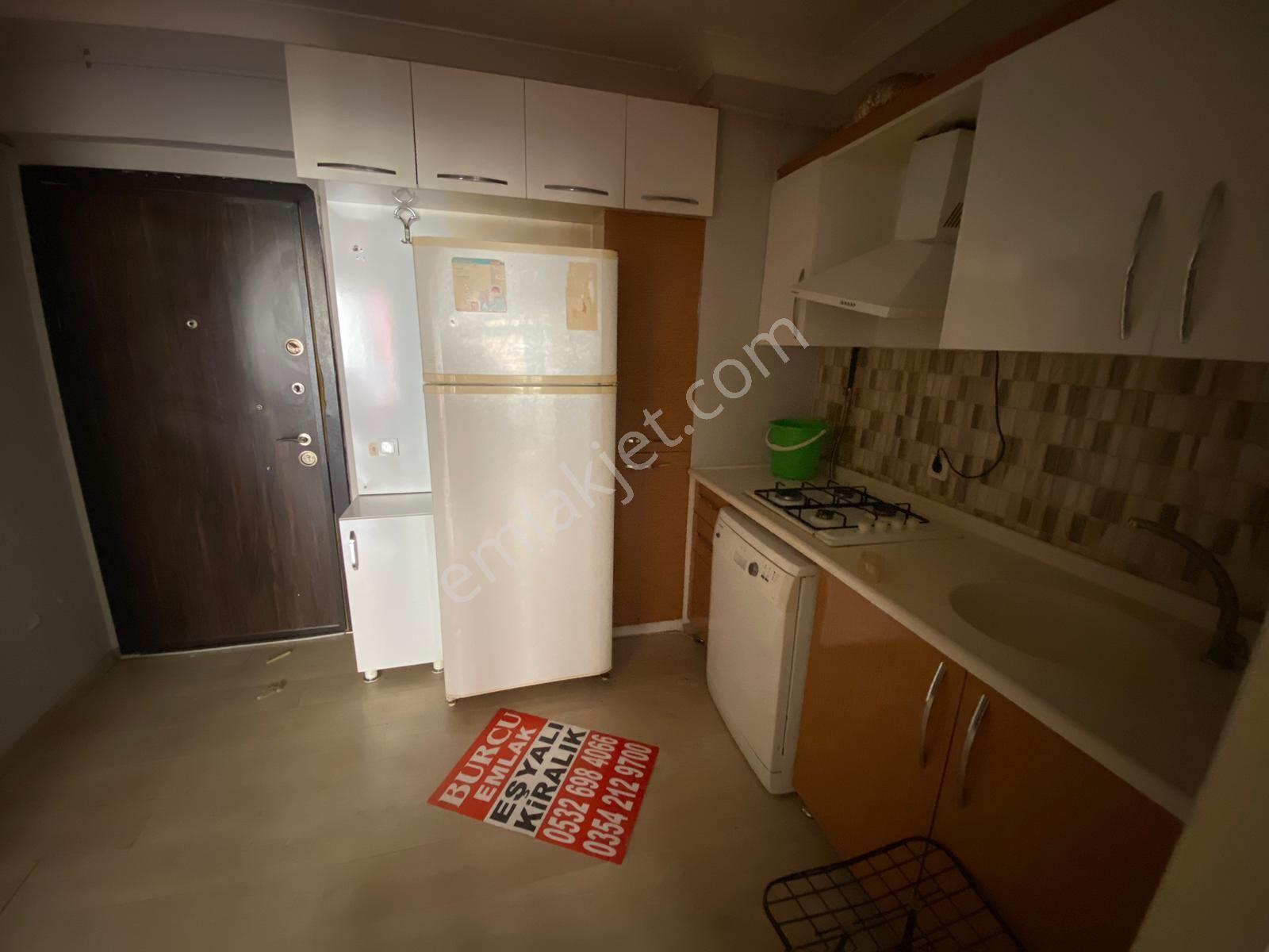 Lise Caddesi Üzerinde 2+1 Eşyalı Satılık Daire -- Burcu Emlaktan - Görsel 5