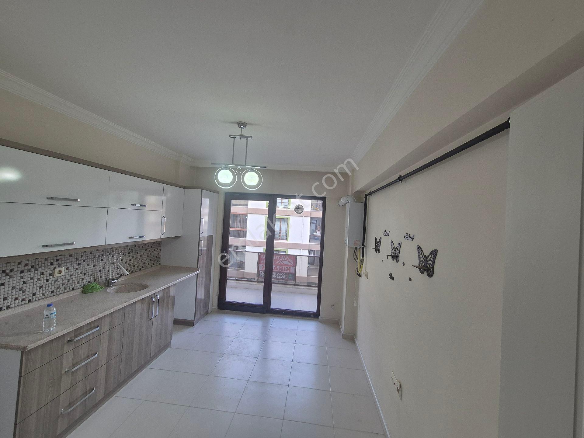 Yeni Mahallede 3+1 Kiralık Daire - Görsel 5