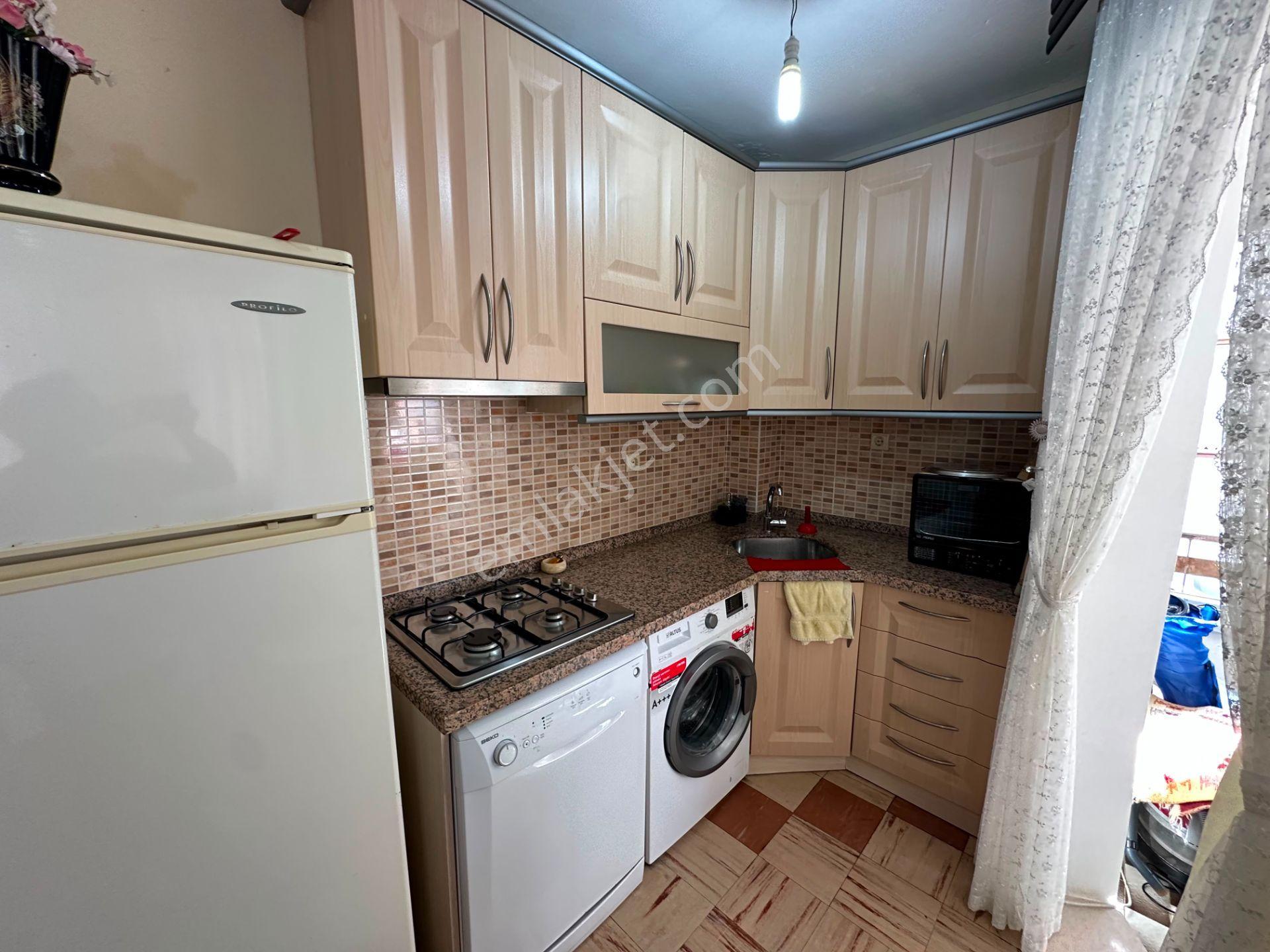 Bilfin Emlaktan İnkumunda Denize 50m 2+1 Satılık Daire - Görsel 5