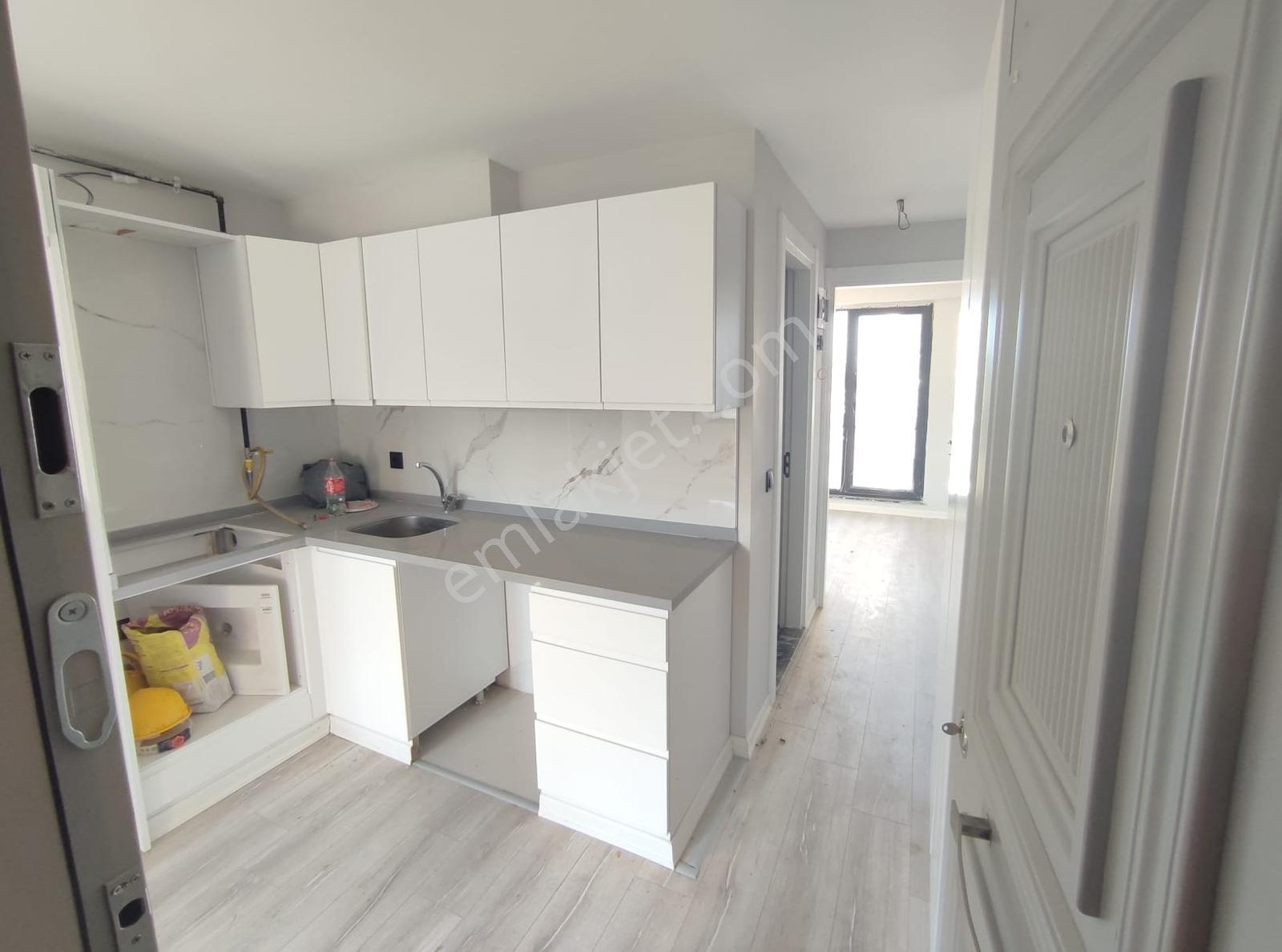 Remax Parladan İncesuda Anayola 1 Bina Eşyasız Kiralık1+1 Daire - Görsel 12