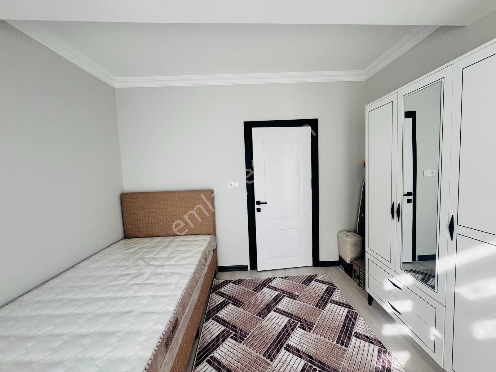 Güven'den Hastane Yanında Full Sıfır Eşyalı Kiralık 1+1 Daire - Görsel 5