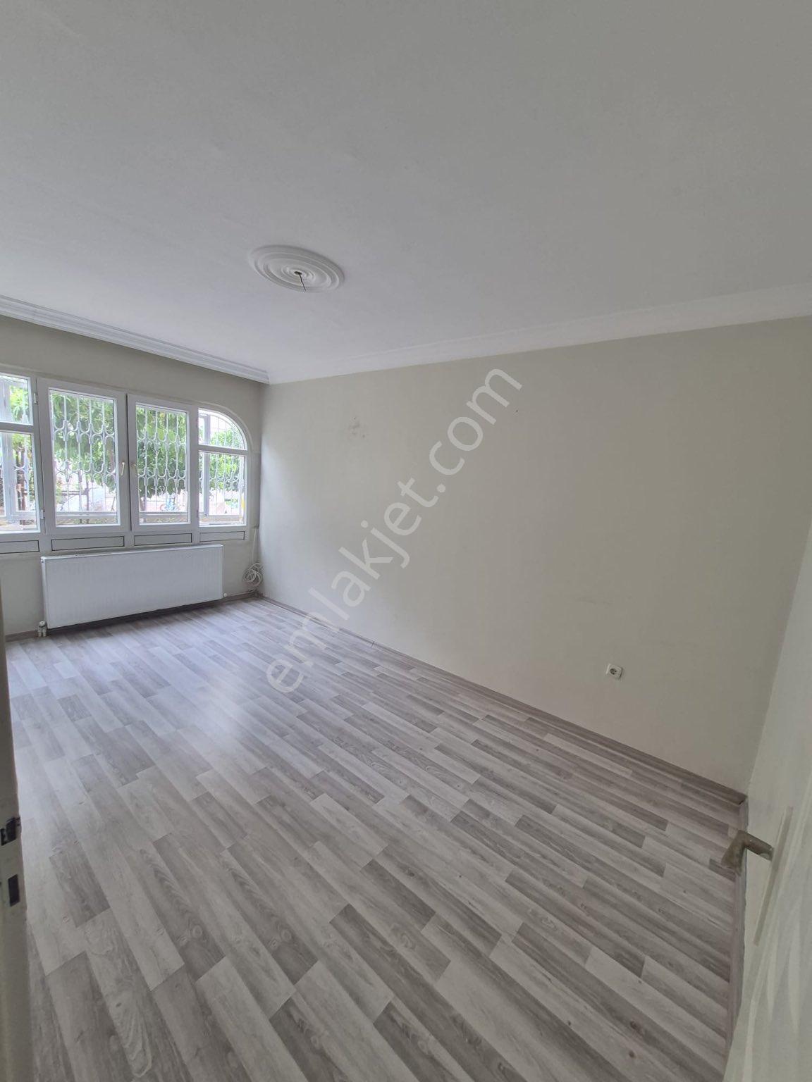 Yüzüncüyıl Mahallesinde Eski Karakol Civarı Kiralık 3+1 Daire - Görsel 4