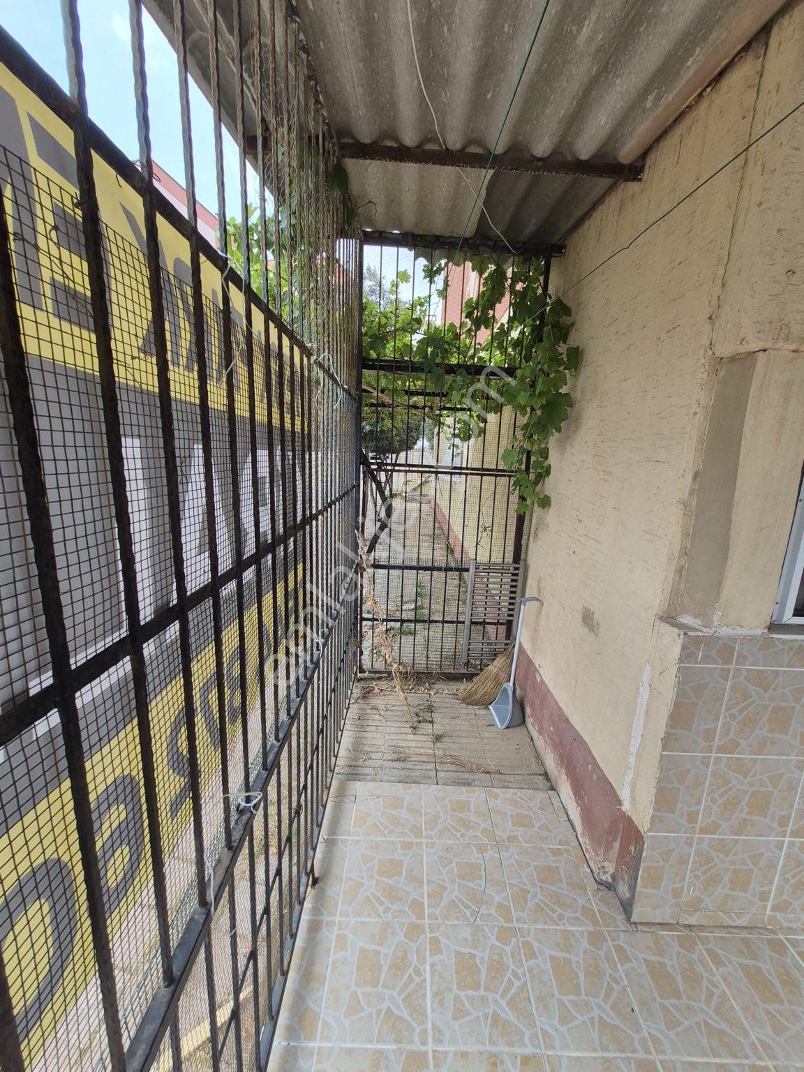 Yüzüncüyıl Mahallesinde Eski Karakol Civarı Kiralık 3+1 Daire - Görsel 21