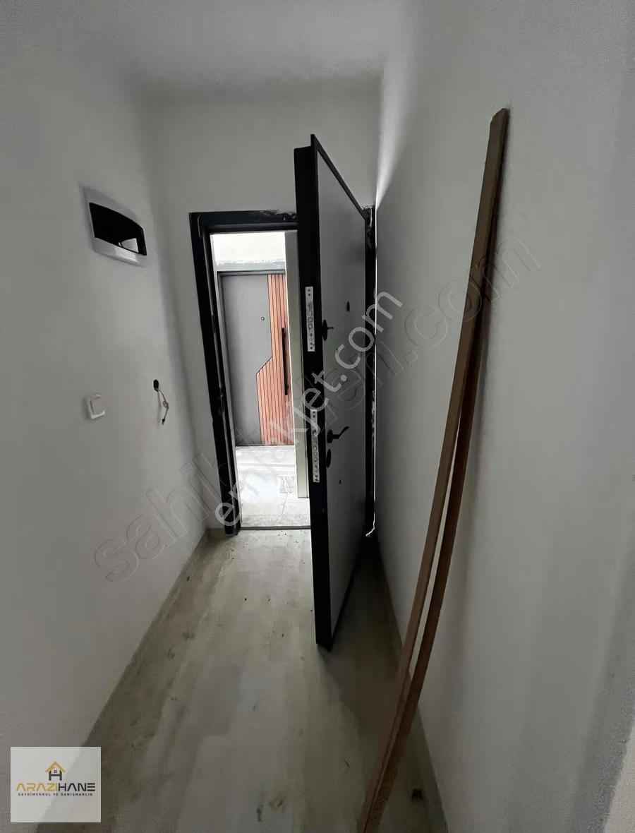 Milas Elbise Pazarı Çarşı Merkezde Arkası Bahçeli 3+1 Daire - Görsel 5