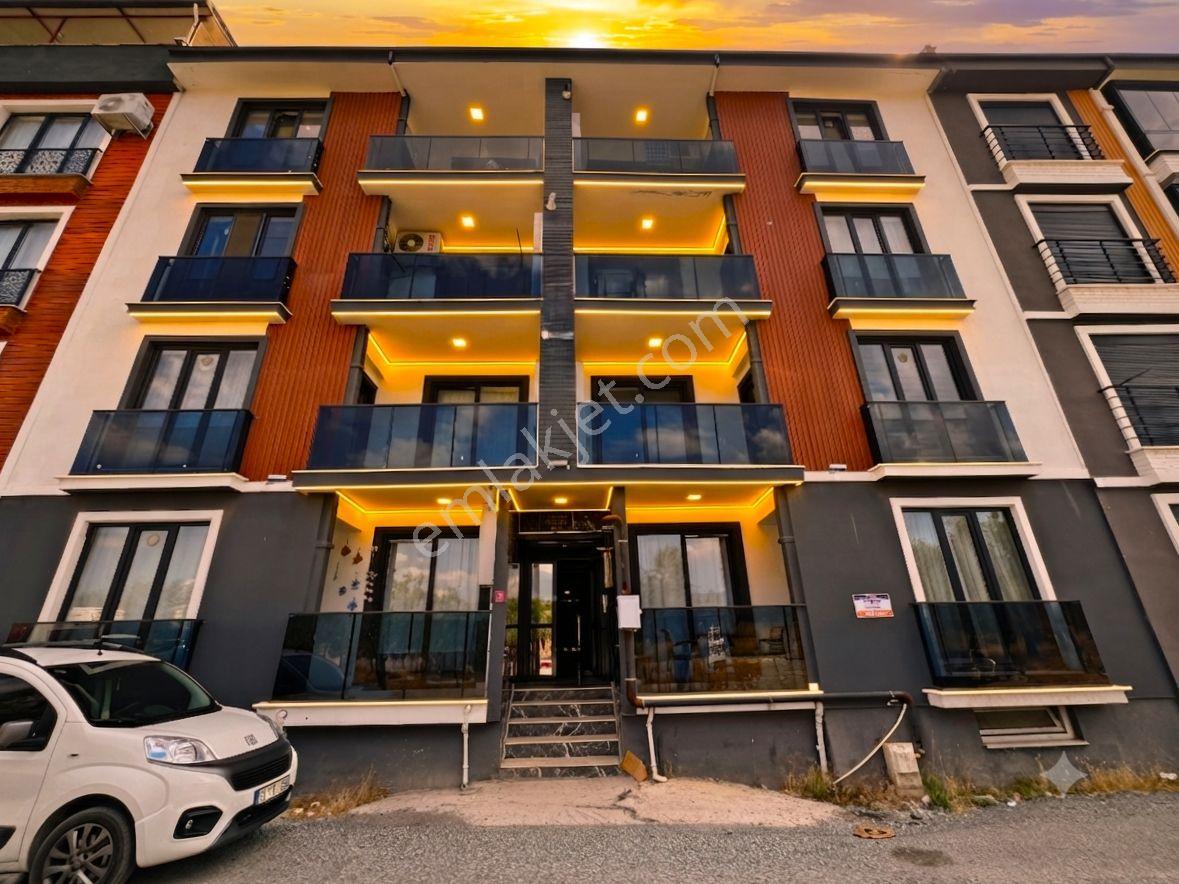 Aktif'ten Akçay Merkez'de Satılık Doğa Manzaralı Arakat Ön Cephe Lüx 2+1 Daire - Görsel 2