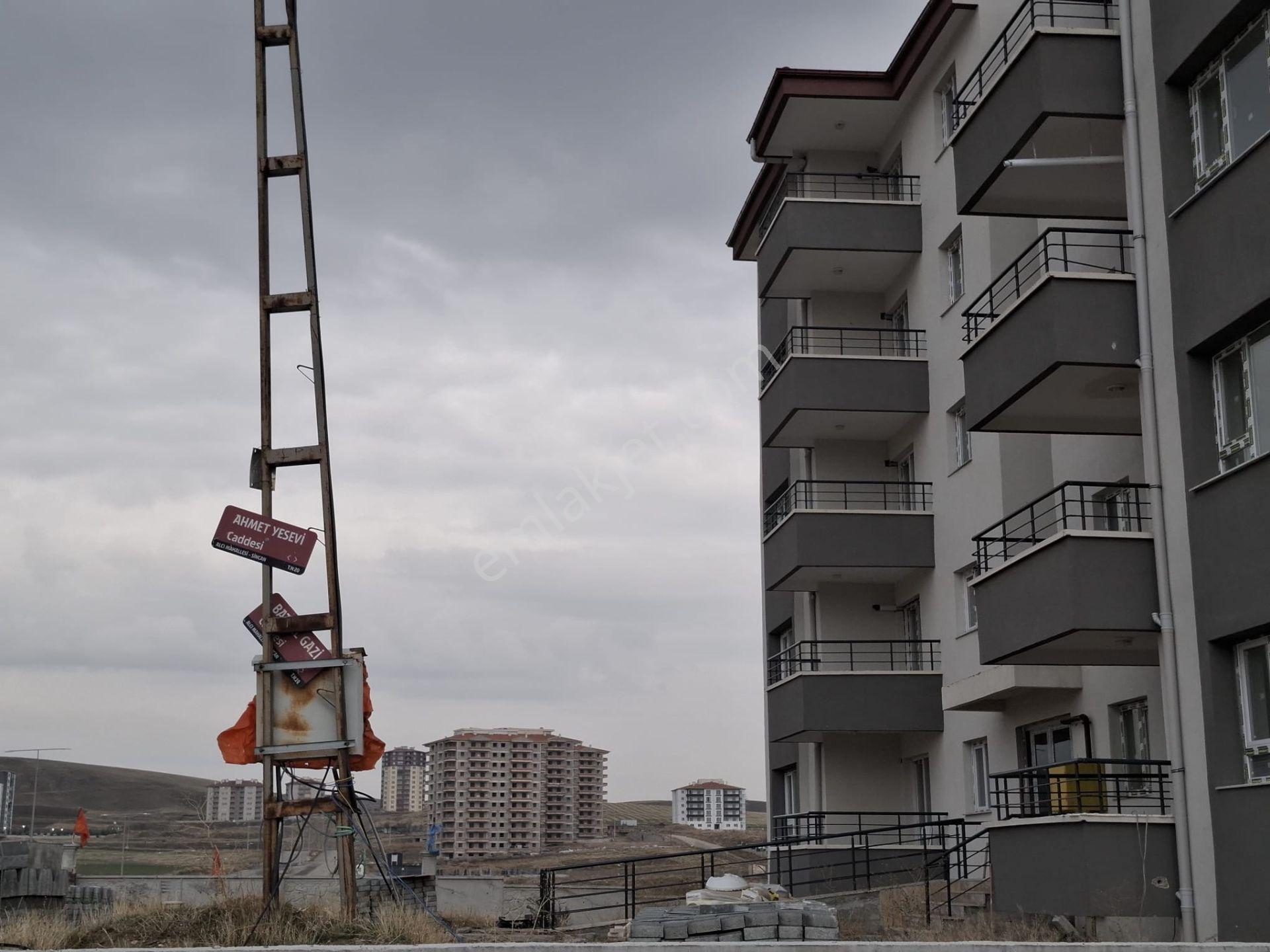 Sincan Alcı Ahmet Yesevi Caddesinde 3+1 131 M2 4. Katta Oturuma Hazır Daire - Görsel 14
