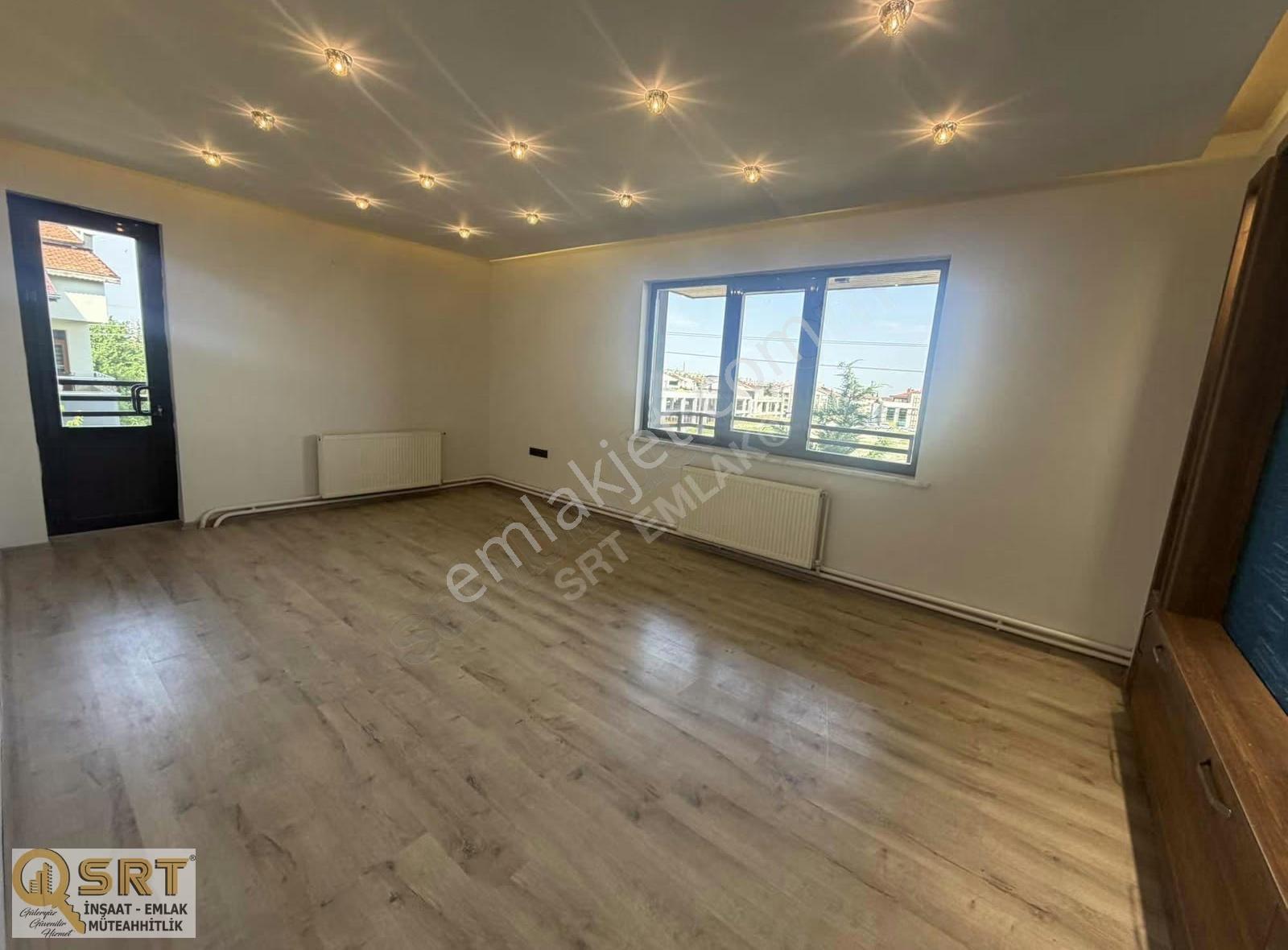 3 Katlı Mükemmel Konseptte Ofis İş Yeri - Görsel 24