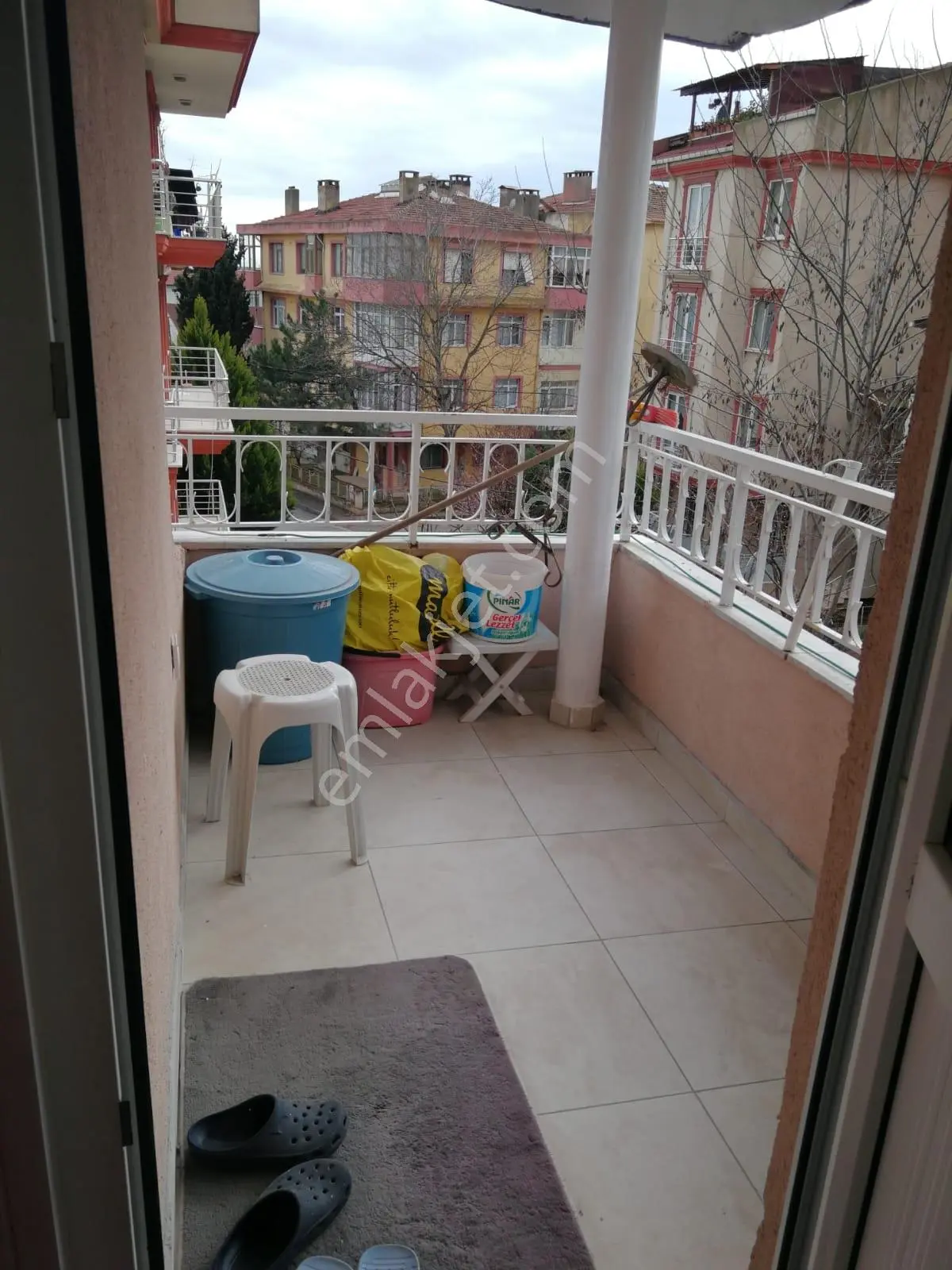 Silivri Kumluk Mevkii Ara Kat 3 Balkonlu 2+1