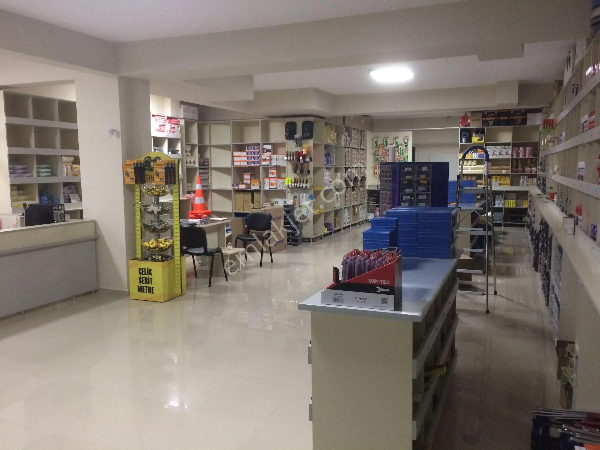 Bülent Ecevit Bulvarı'nda 200 M2 Satılık Dükkan - Görsel 2