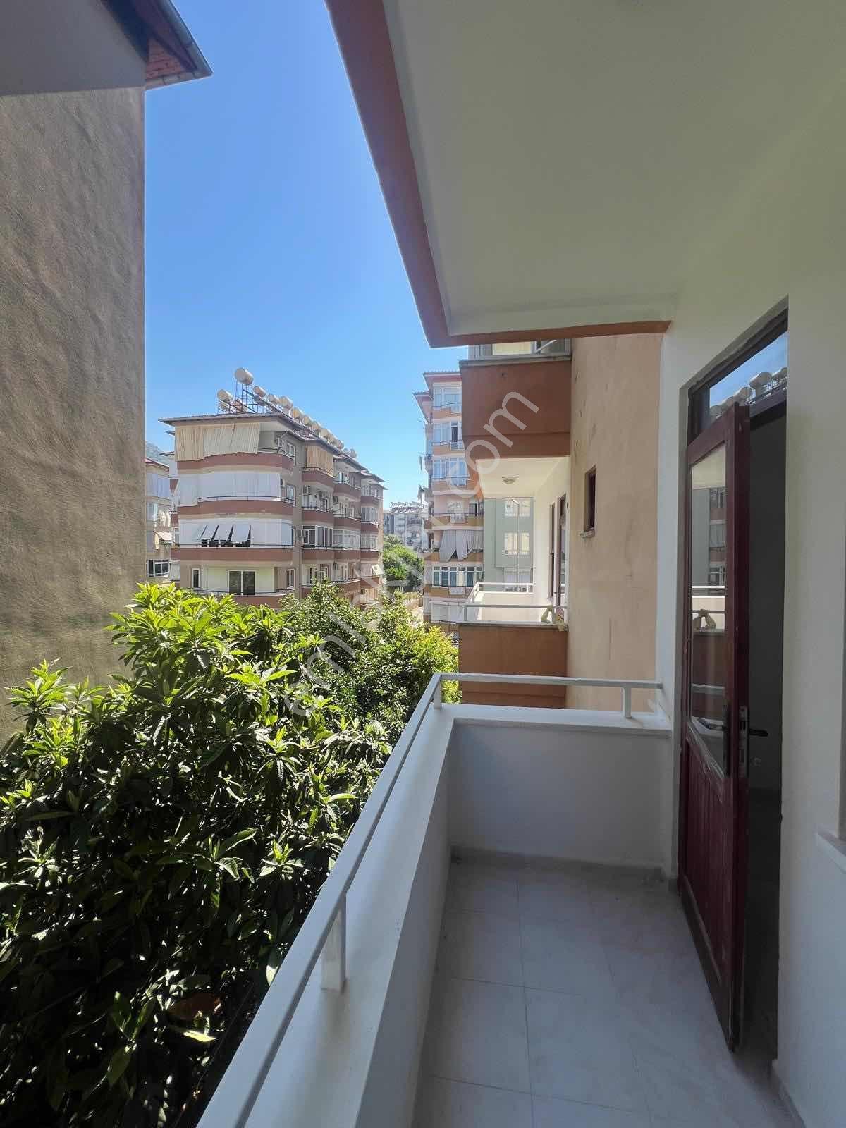 Kadıpaşa'da Kiralık Geniş 2+1 Ayrı Mutfak Daire - Görsel 17