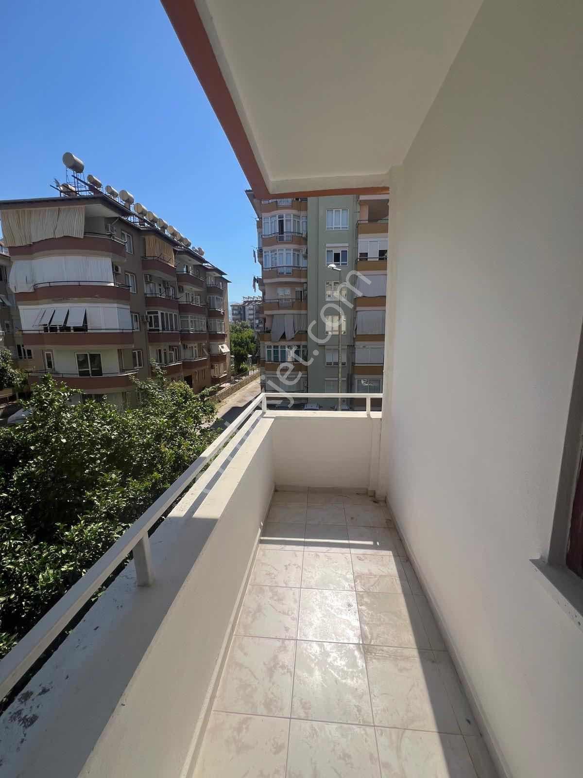 Kadıpaşa'da Kiralık Geniş 2+1 Ayrı Mutfak Daire - Görsel 20