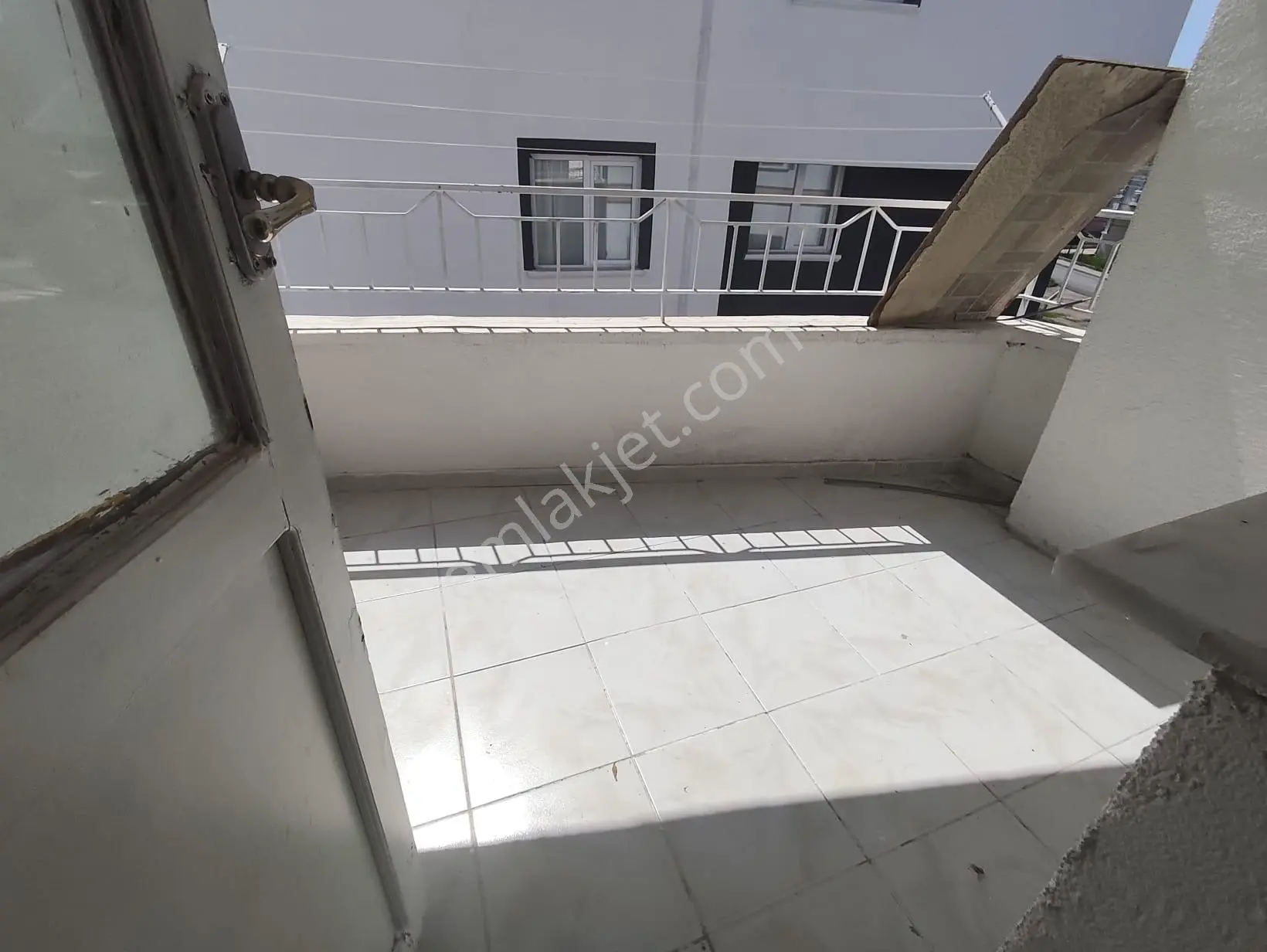 Yılmaz Gayrımenkulden Kiralık 2+1 Geniş Daire - Görsel 22