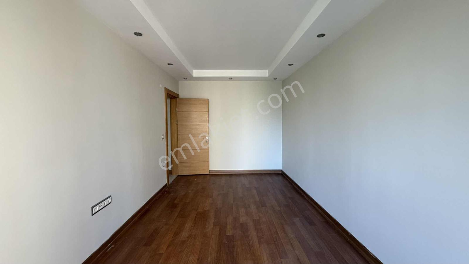 Beylikdüzü Saklıhan Konakları Geniş 3+1 Kiralık Daire - Görsel 18