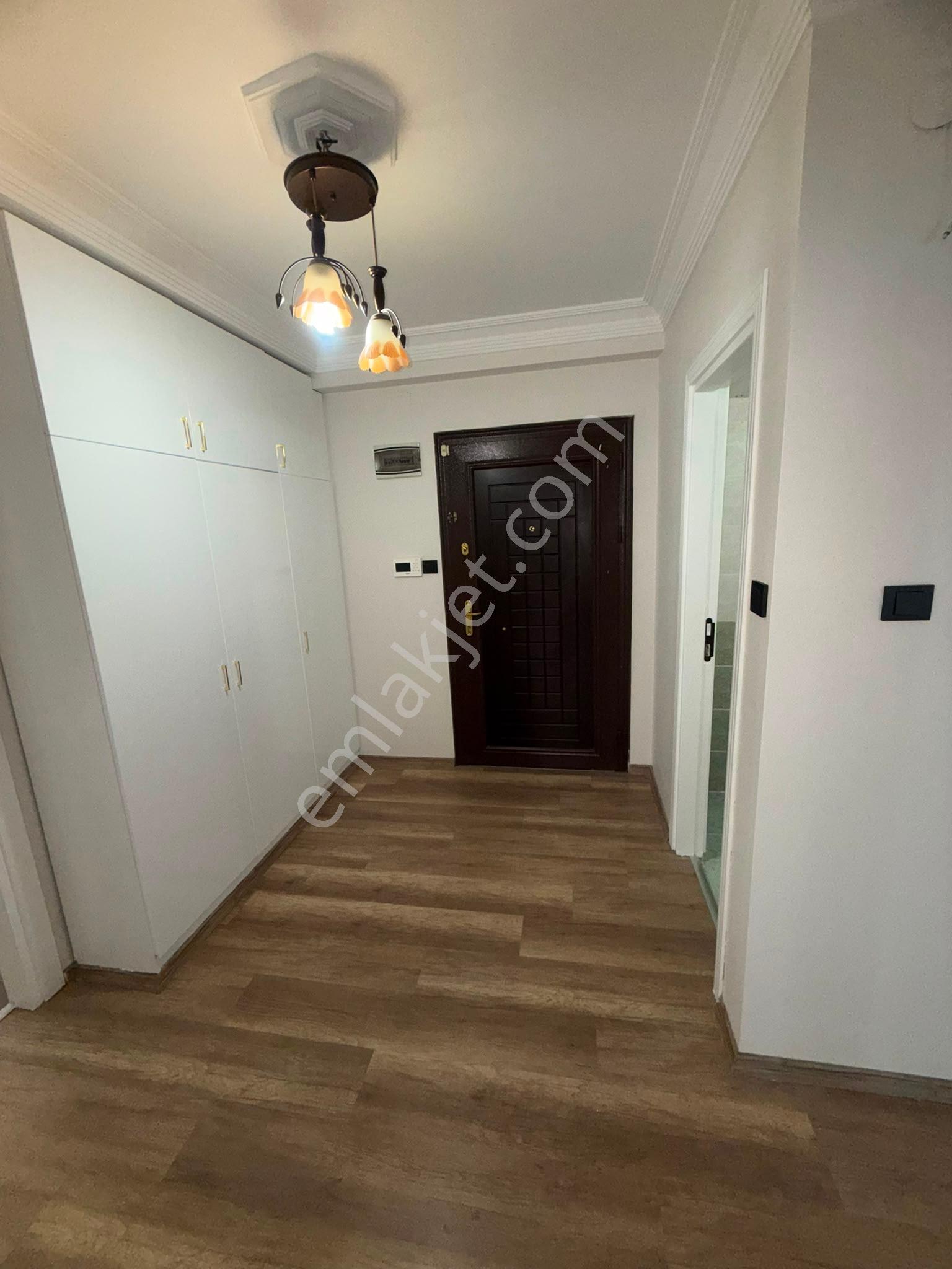 3+1 Yurt Kurttepe Cadde Üzeri Kap.mutfak 170m2 Geniş Hasarsız İskanlı 8-4 Katı Kgb Cephe Dgaz. - Görsel 10
