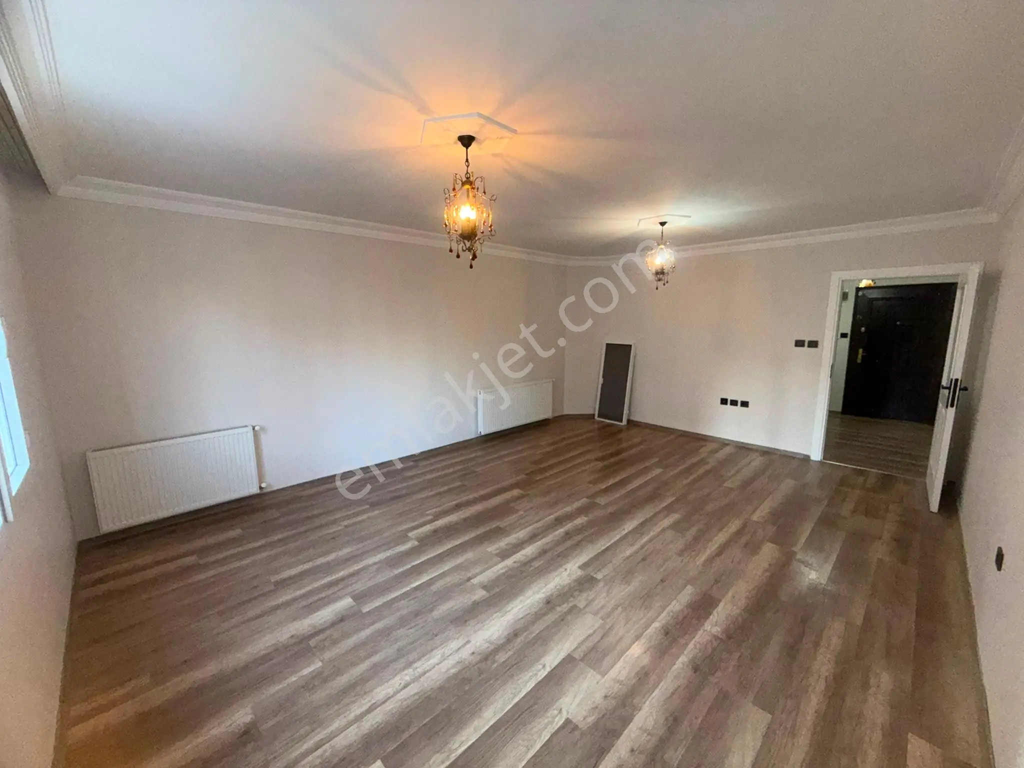 3+1 Yurt Kurttepe Cadde Üzeri Kap.mutfak 170m2 Geniş Hasarsız İskanlı 8-4 Katı Kgb Cephe Dgaz. - Görsel 5
