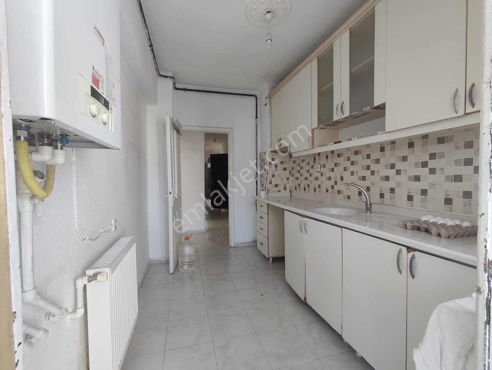 Yılmaz Gayrımenkulden Kiralık 3+1 Geniş Ferah Daire - Görsel 16
