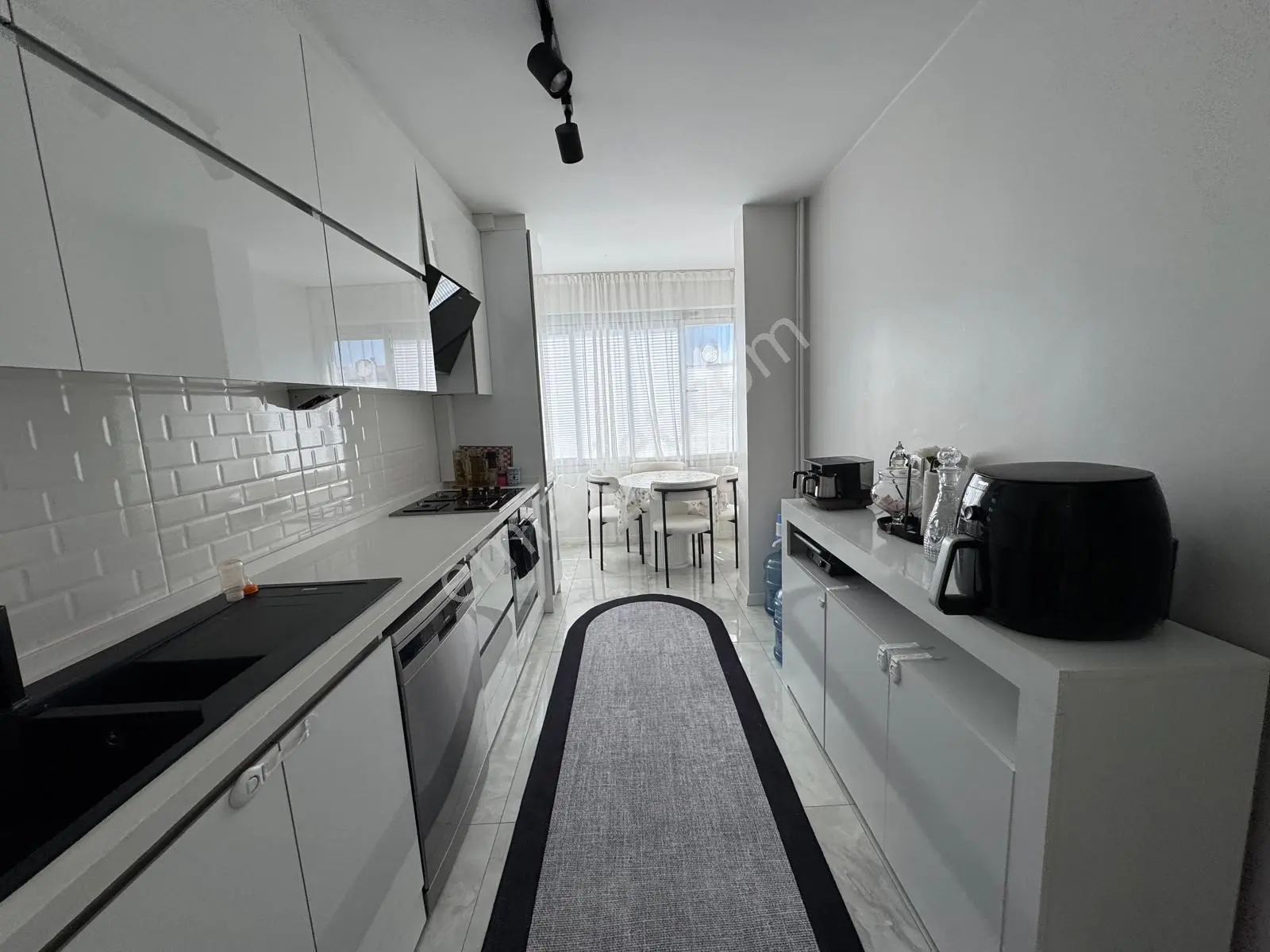 Eryaman Metromal Avm Cepheli 3+1 Satılık Daire