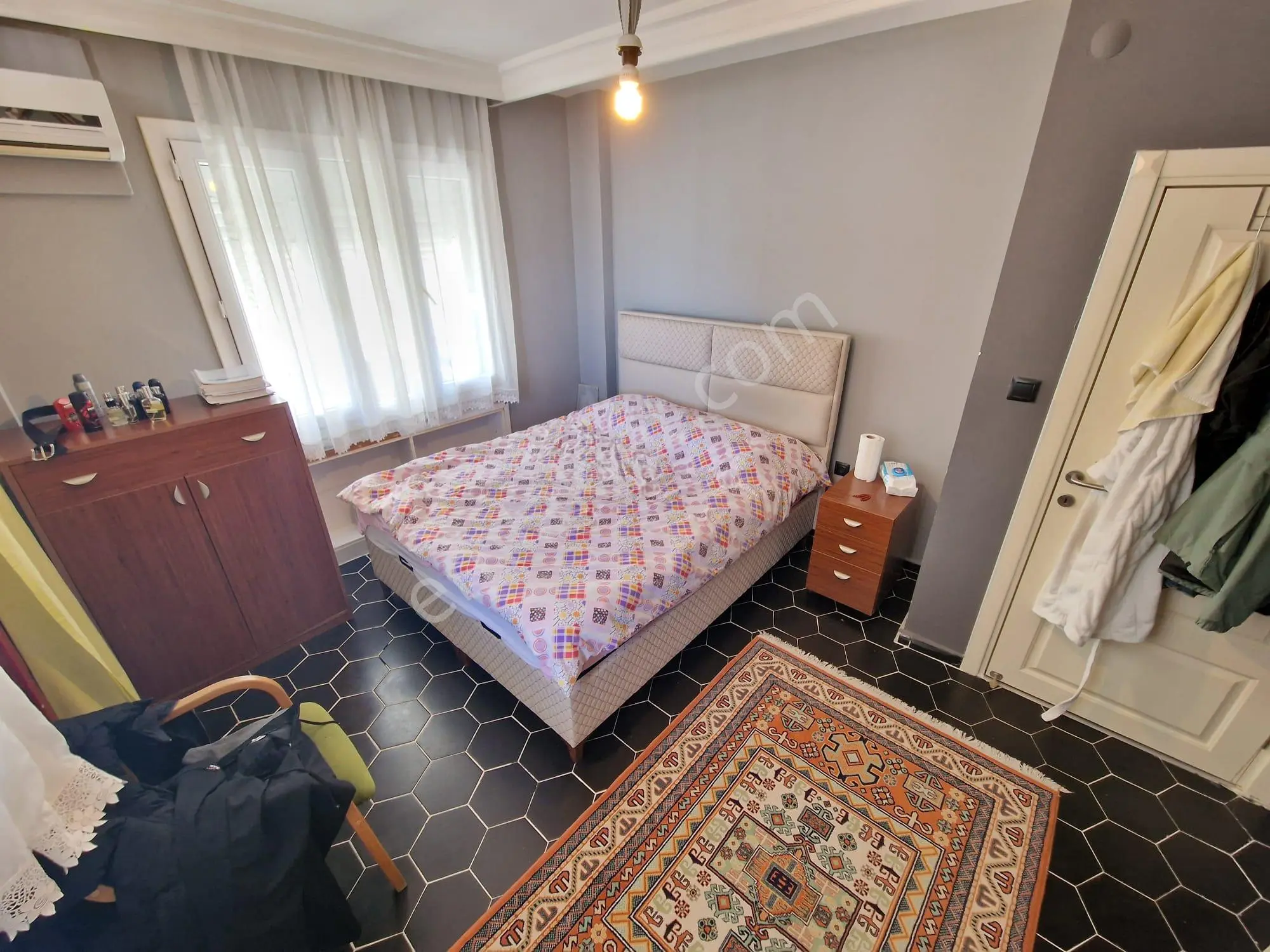 4+1güzelyalı Kap.mutfak 3banyo 3wc 240m2 Gdb Cephe 2balkon Site İçi Sosyete Pazarı Civ.az Hasarlı - Görsel 4