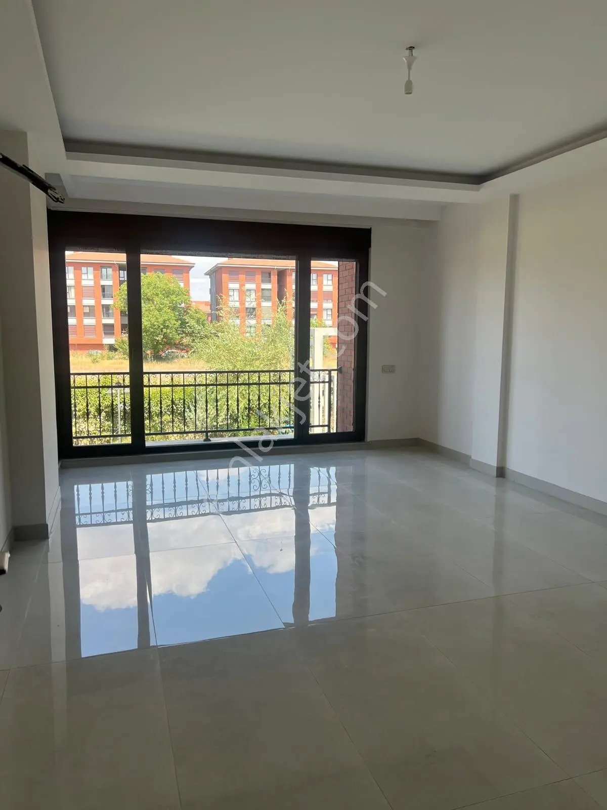 Sahibinden Kızılyer De Porsuğa Sıfır 3+1 Kiralık Daire - Görsel 2