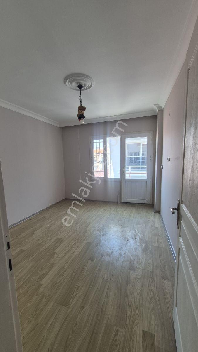 Acill Kuşadası Davutlar Mh Sinde 3+1 Tam Merkezde Satılık - Görsel 3