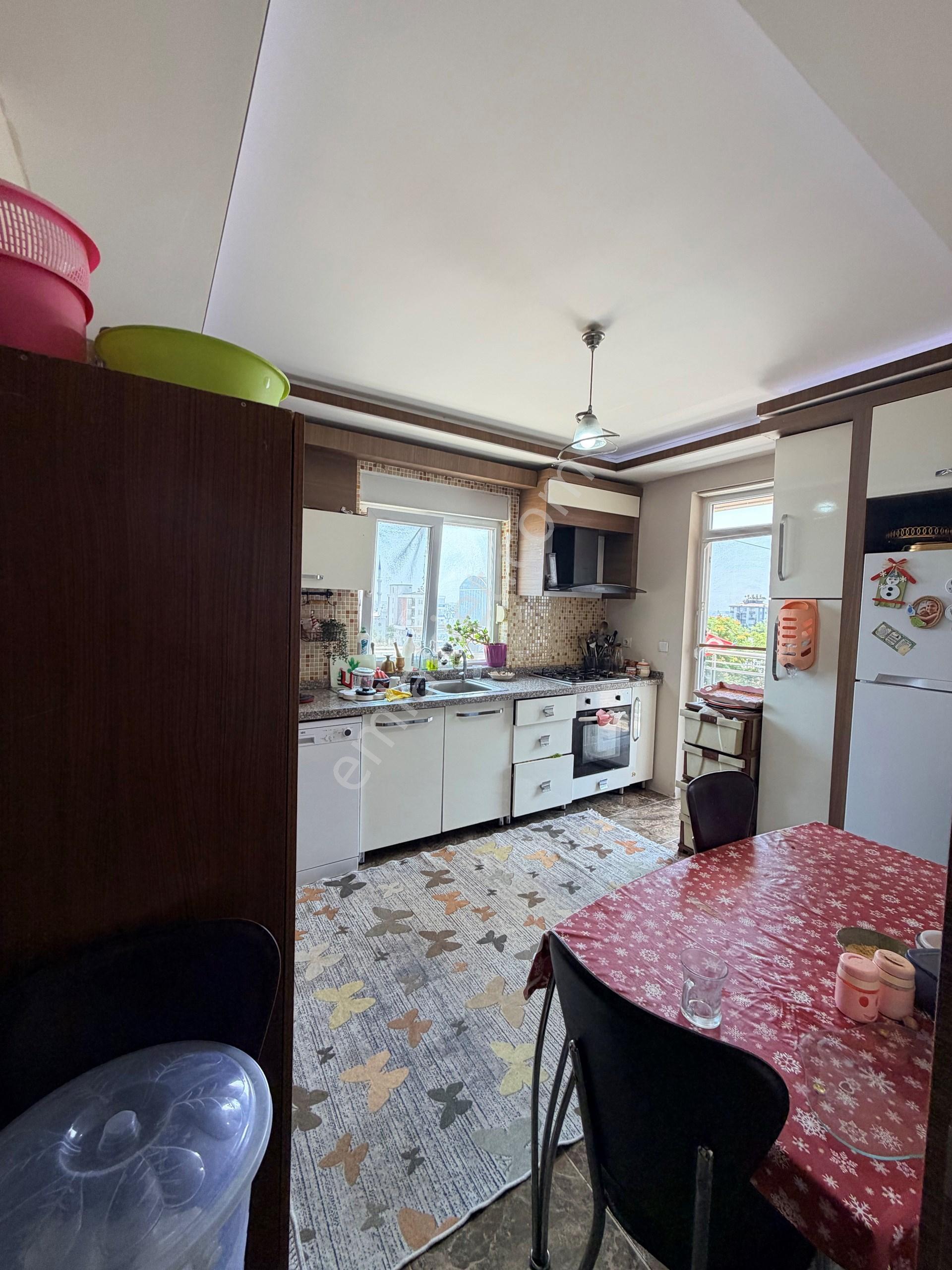 Antalya Kepez Fevzi Çakmak’ta Havuzlu Sitede 3+1 Satılık Daire - Görsel 6