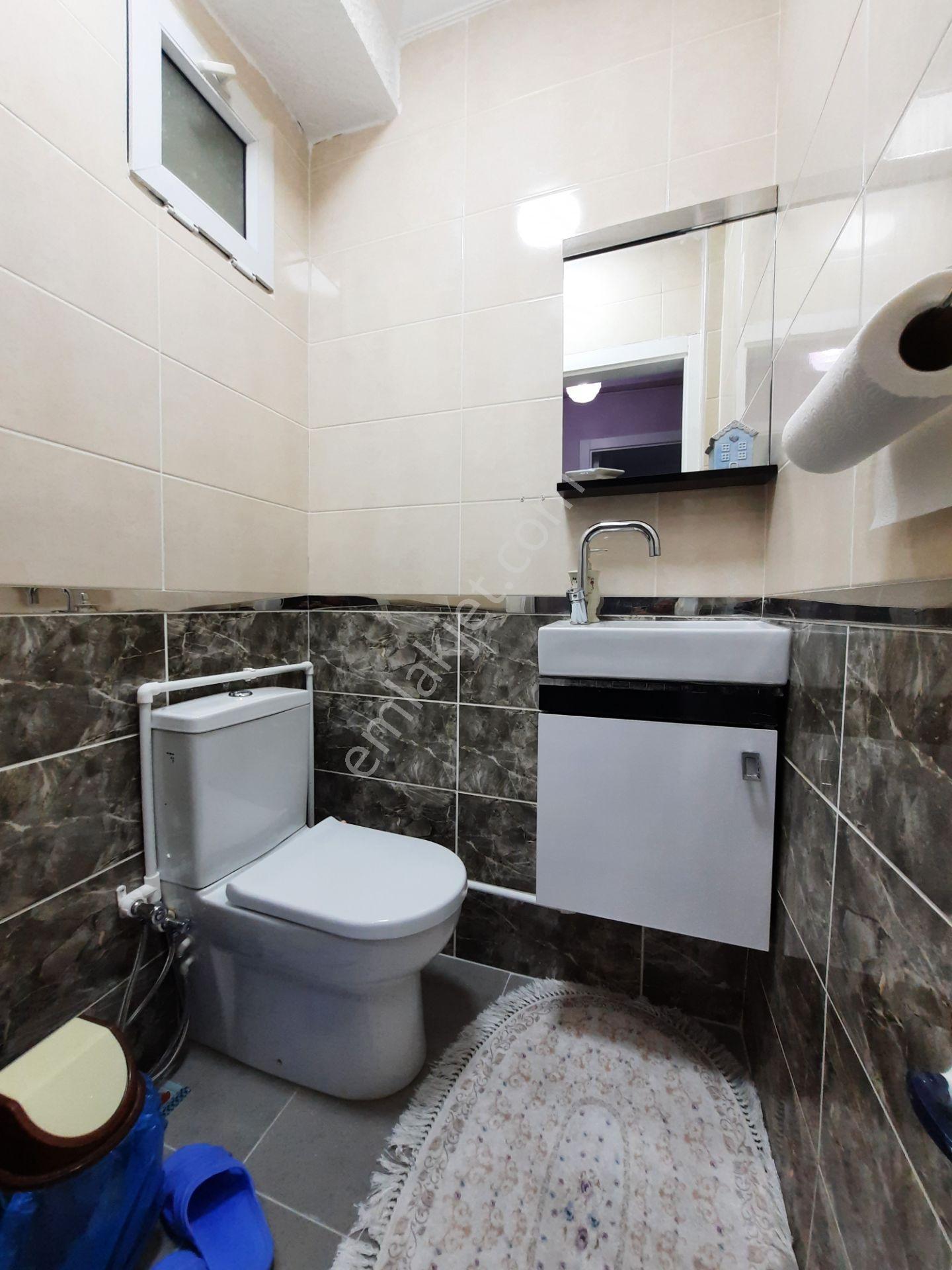 Akif'ten Topçu'da 3+1 Trene & Otobüse Yakın Eşyalı Kiralık Daire - Görsel 28