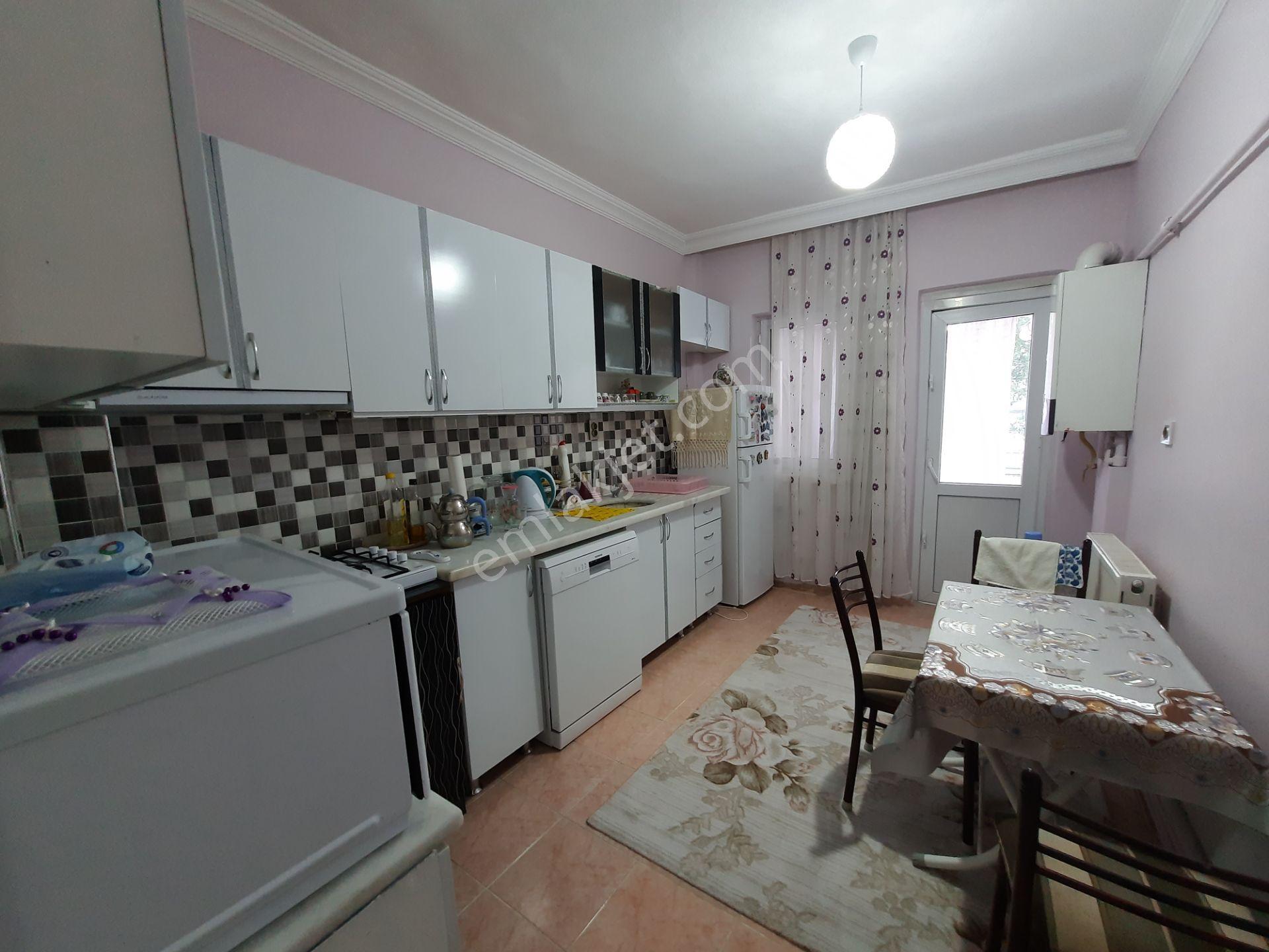 Akif'ten Topçu'da 3+1 Trene & Otobüse Yakın Eşyalı Kiralık Daire - Görsel 20
